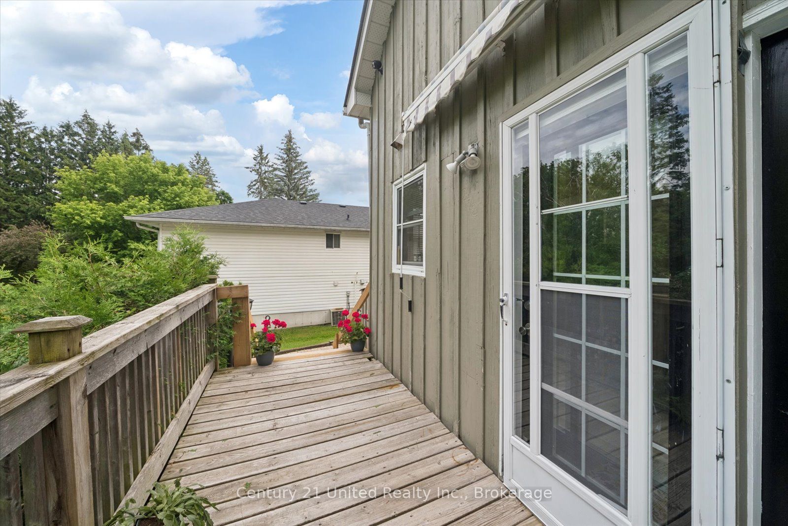 270 Rogers Street Property Photo 46