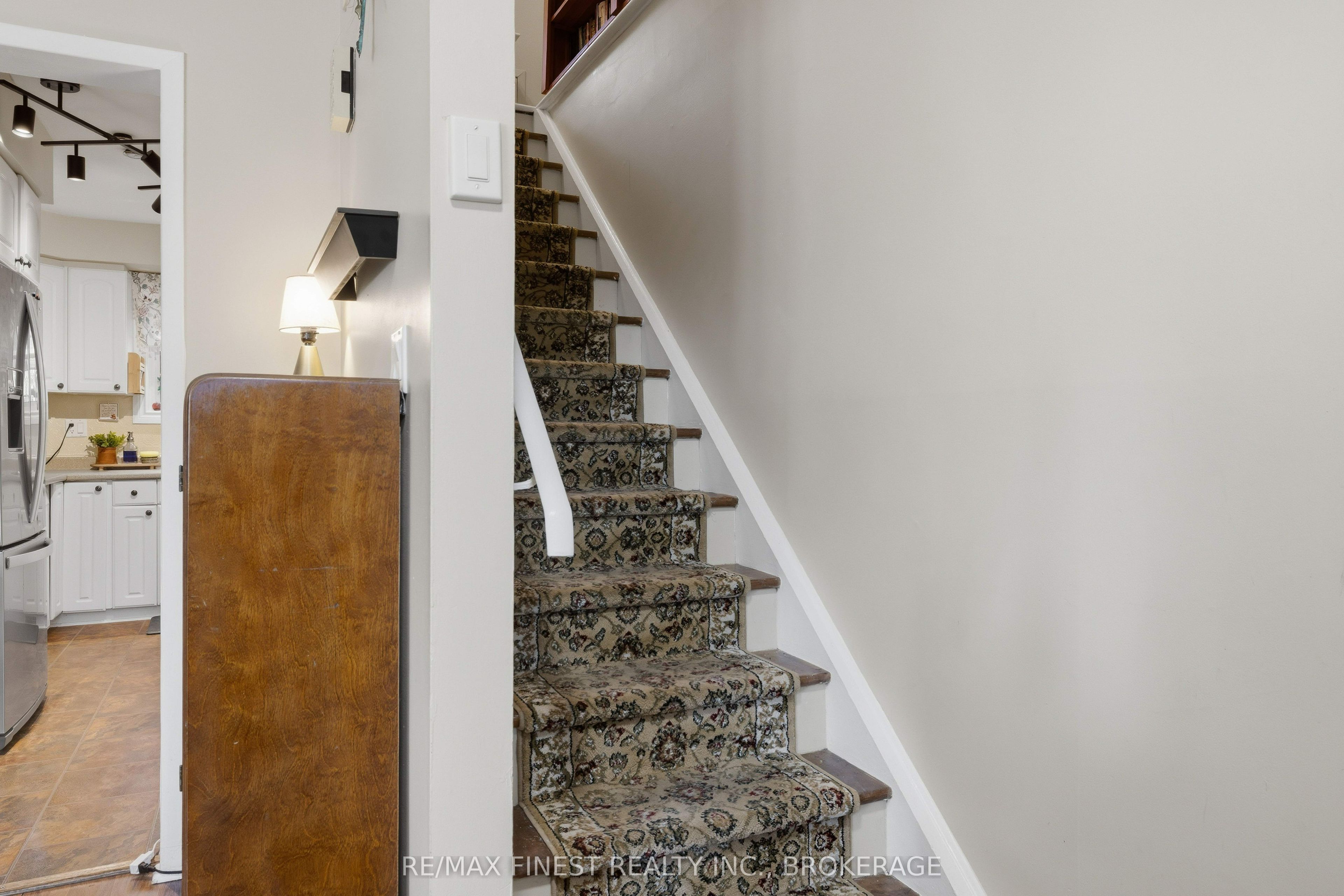 780 Cedarwood Drive Property Photo 15