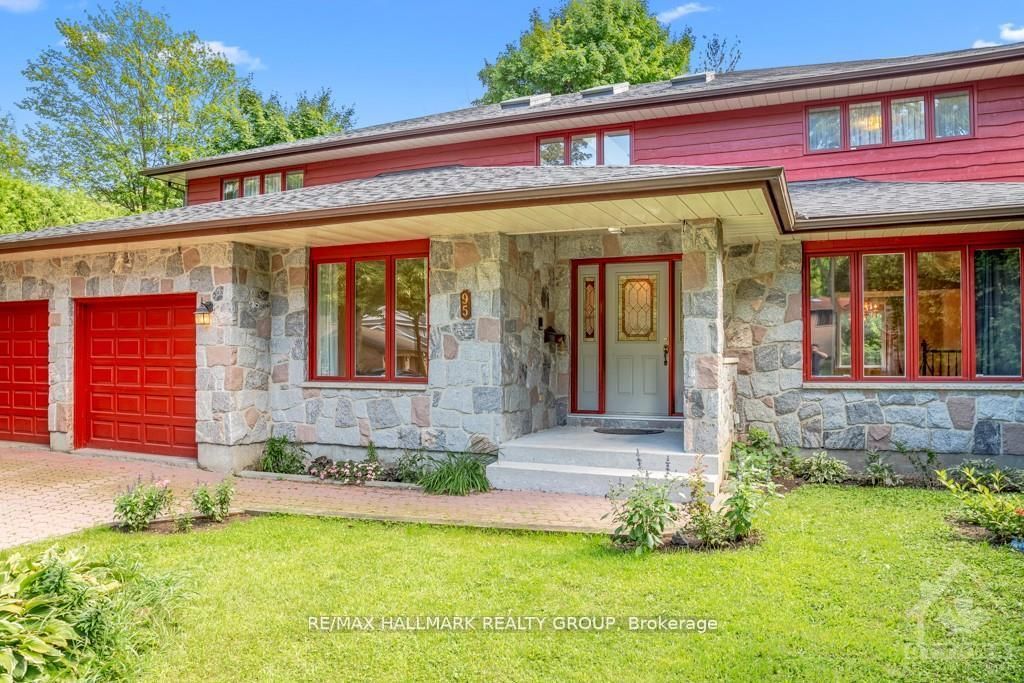 95 Macnabb Place Property Photo 2