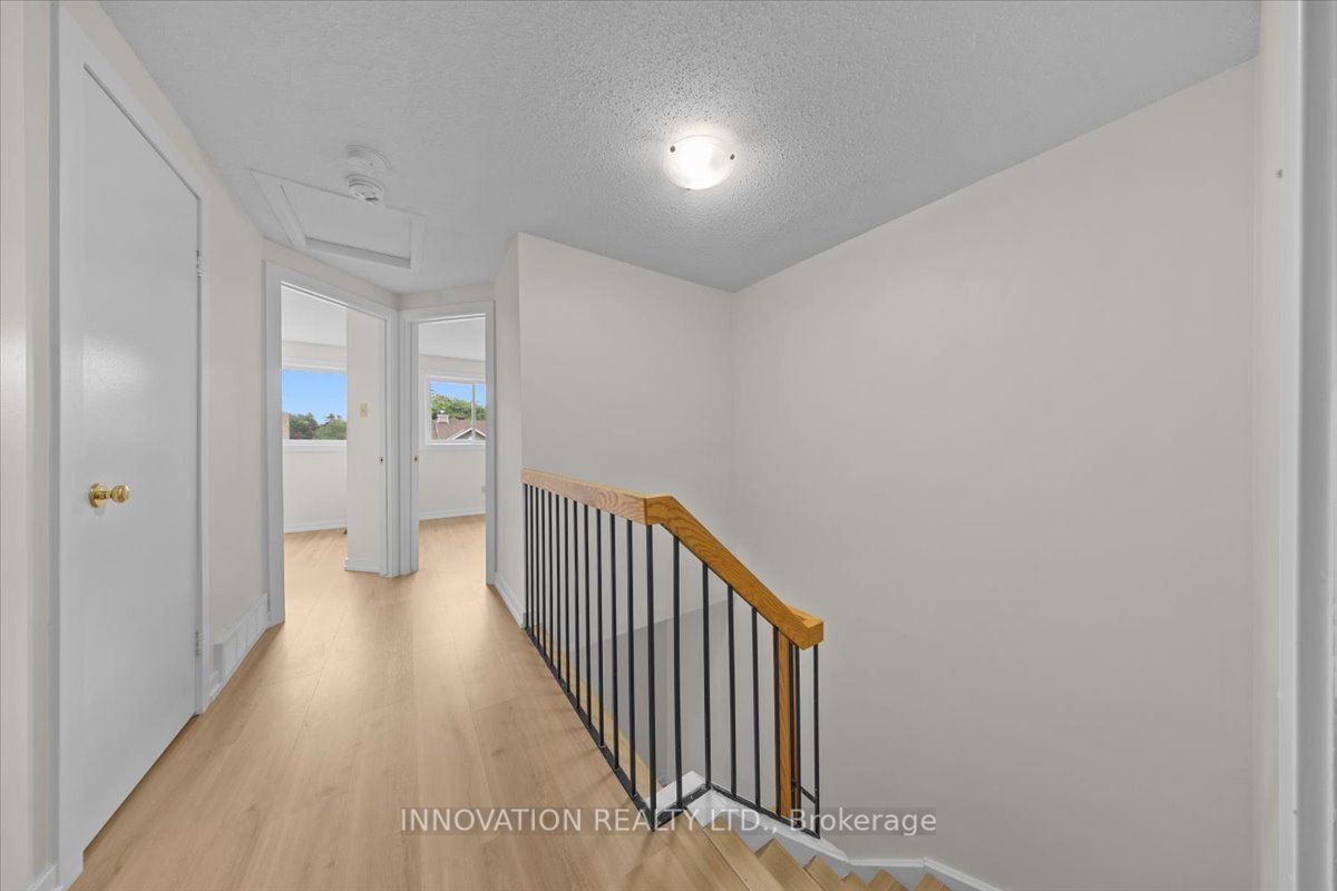 76 Esterlawn Private 2 Property Photo 19