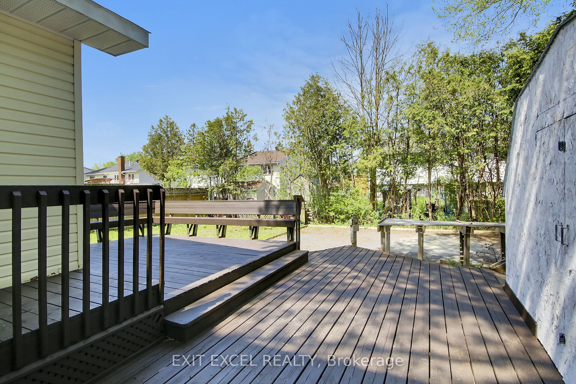 25 Uxbridge Crescent Property Photo 29