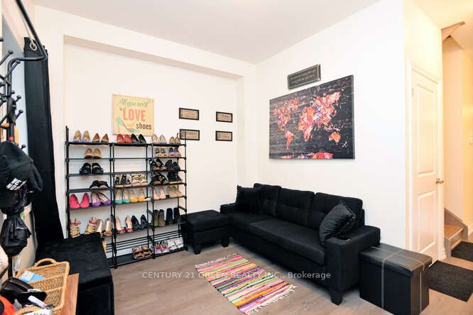 150 Winters Way Property Photo 6