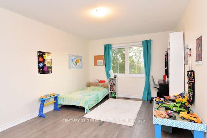 150 Winters Way Property Photo 41