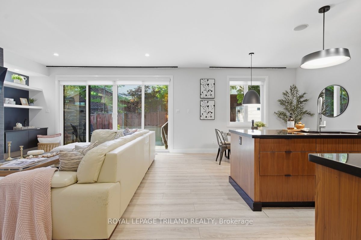 433 Hyde Park Road 4 Property Photo 5