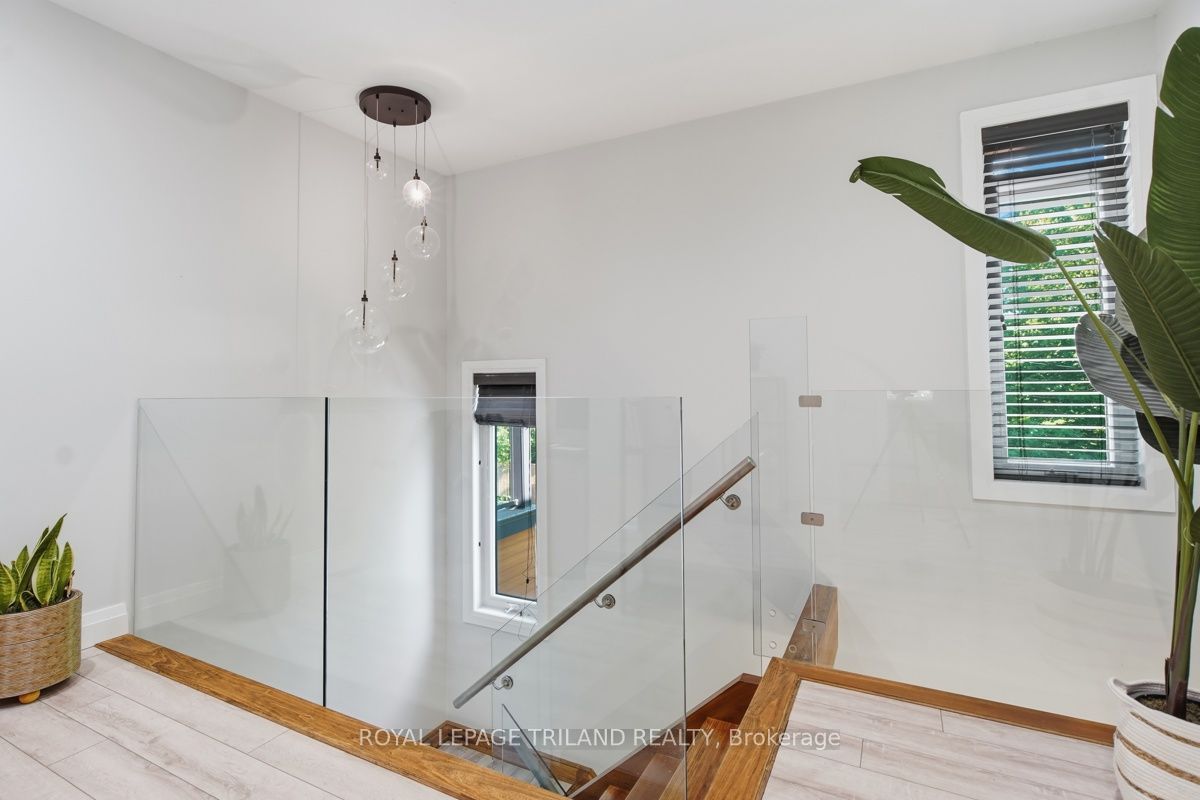433 Hyde Park Road 4 Property Photo 18