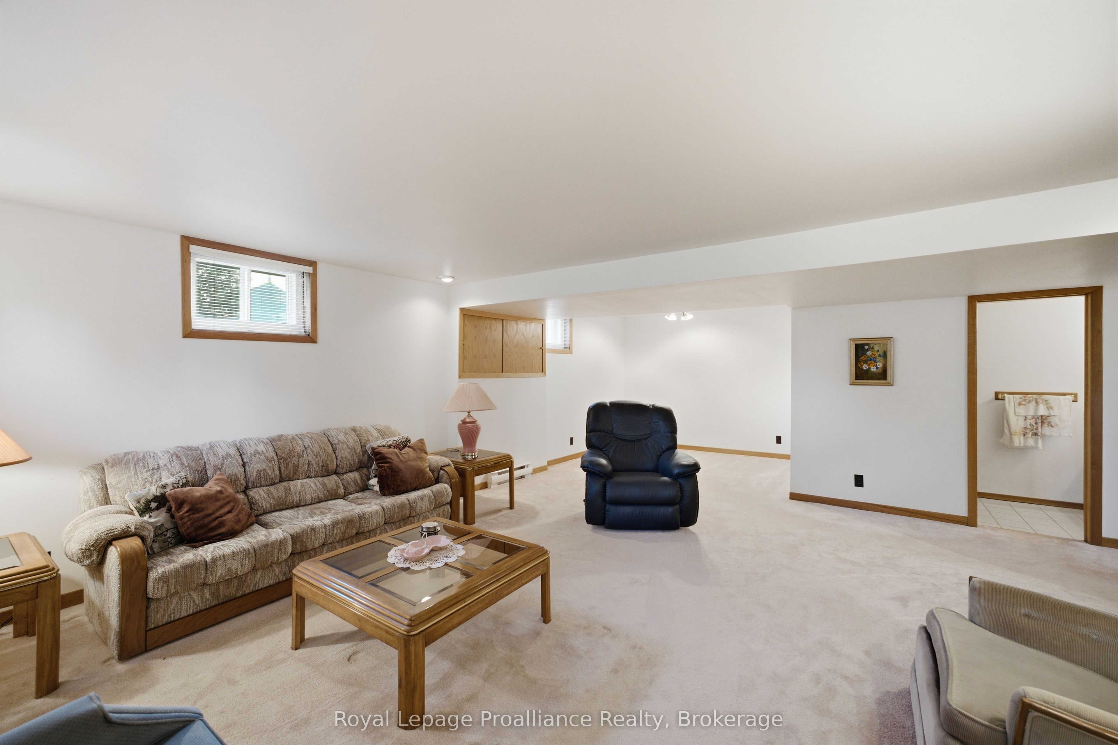 550 Lakeshore Road Property Photo 45