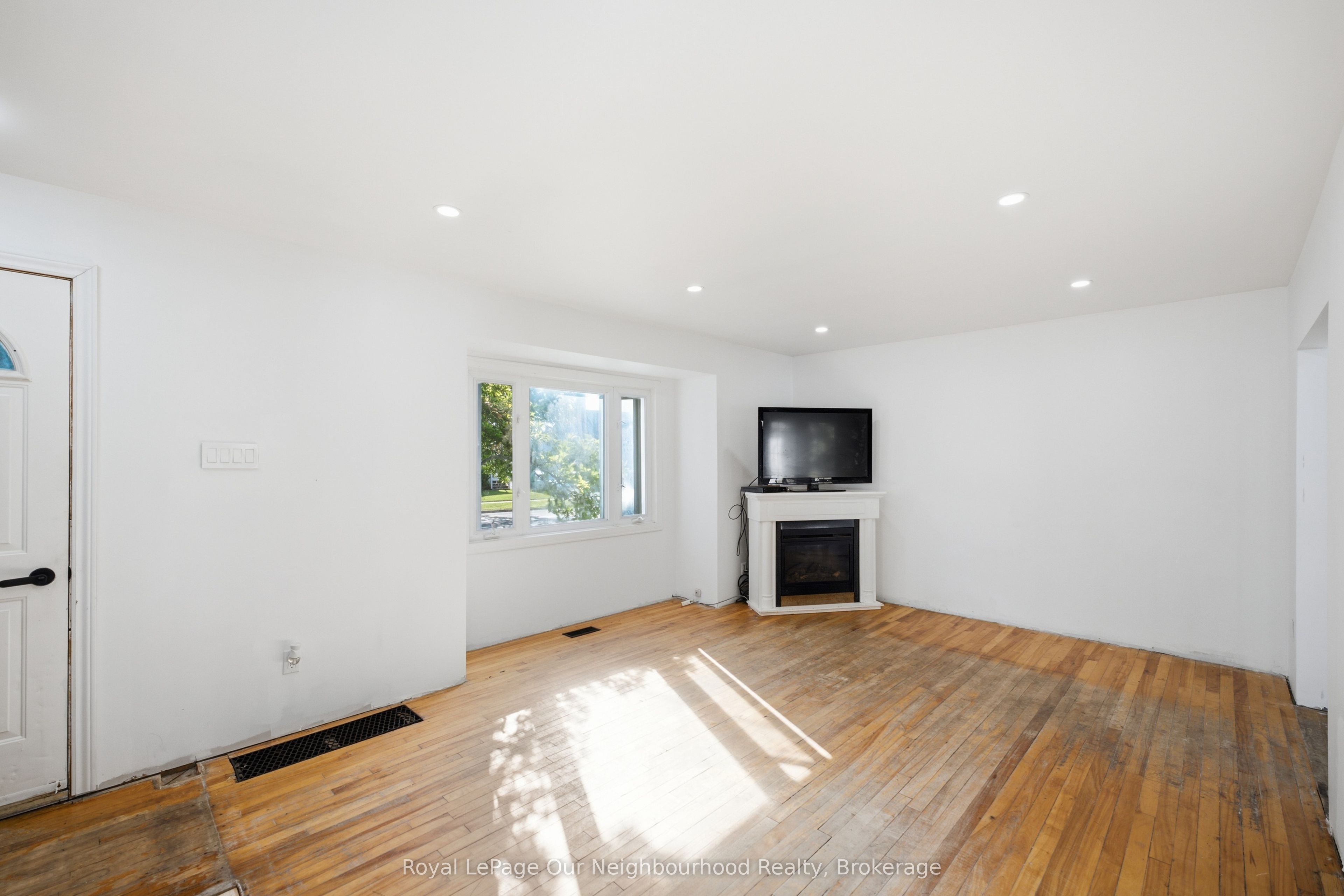 367 Campbell Street Property Photo 13