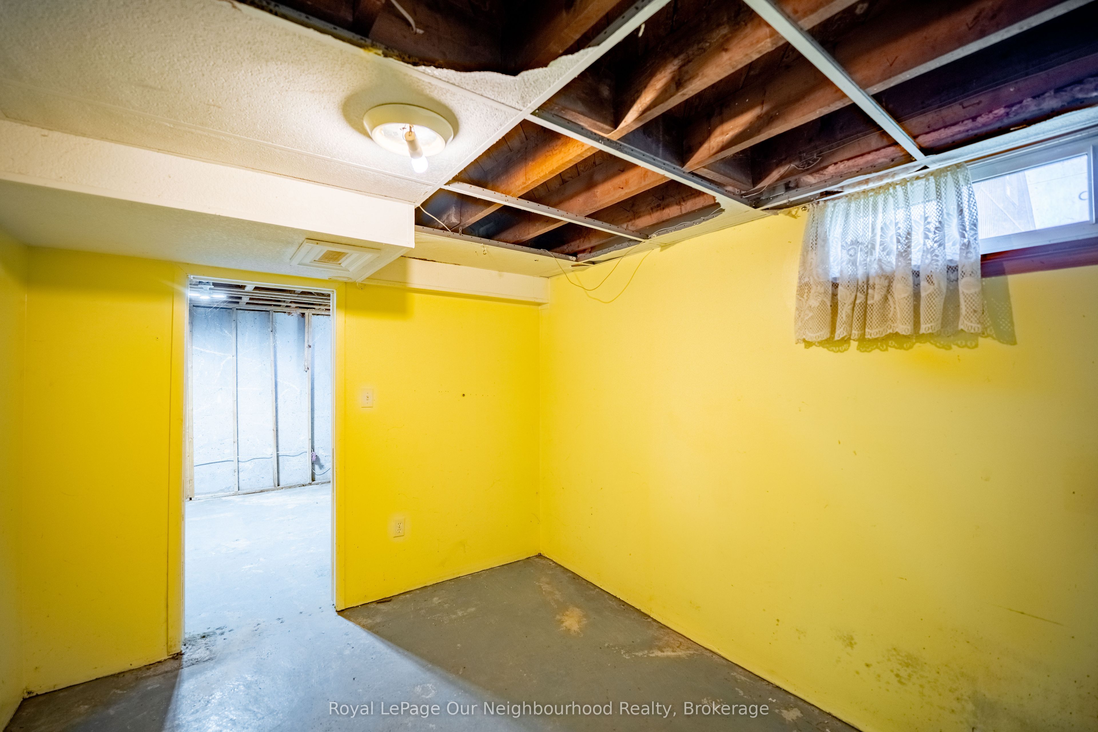 367 Campbell Street Property Photo 25