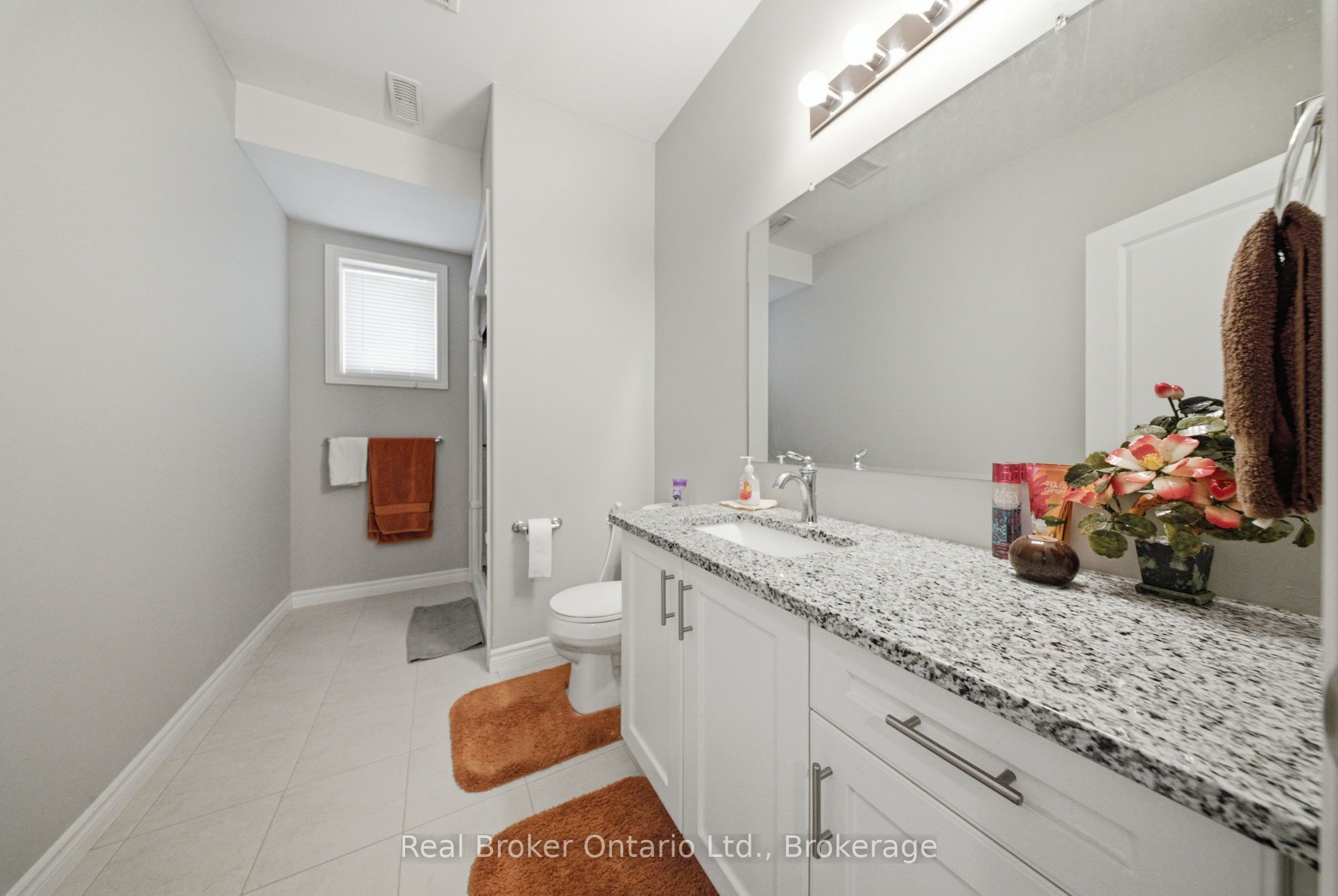 360 Dover Avenue Property Photo 27