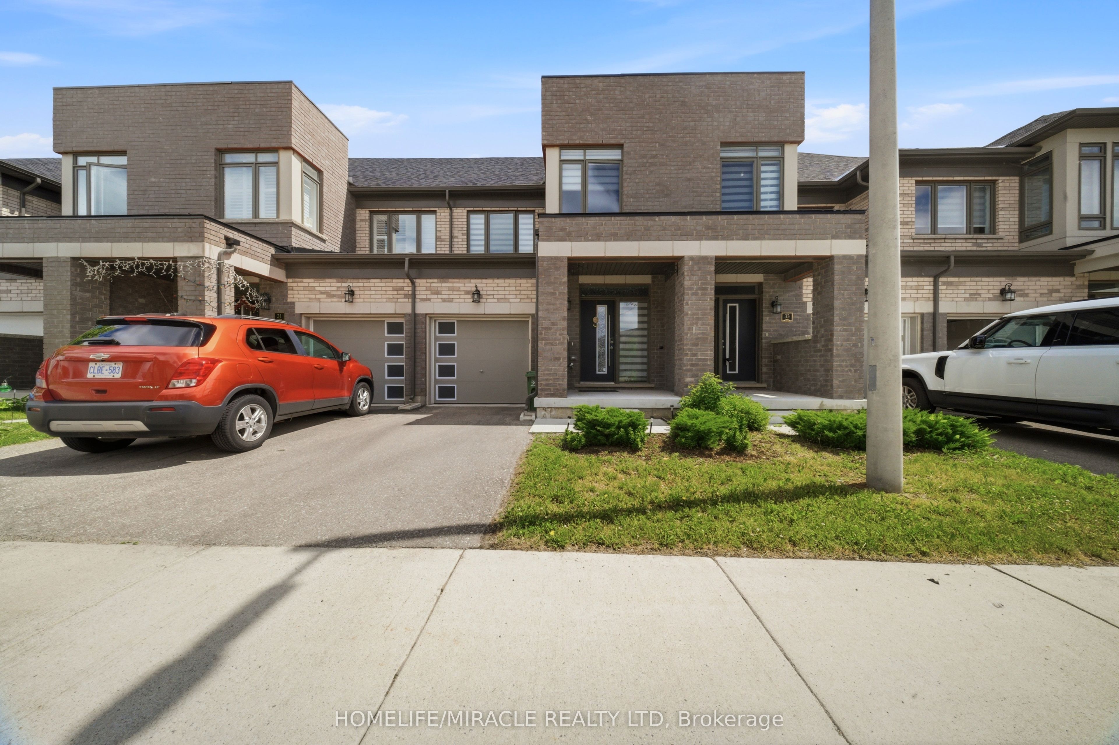 166 DEERPATH Drive 32
