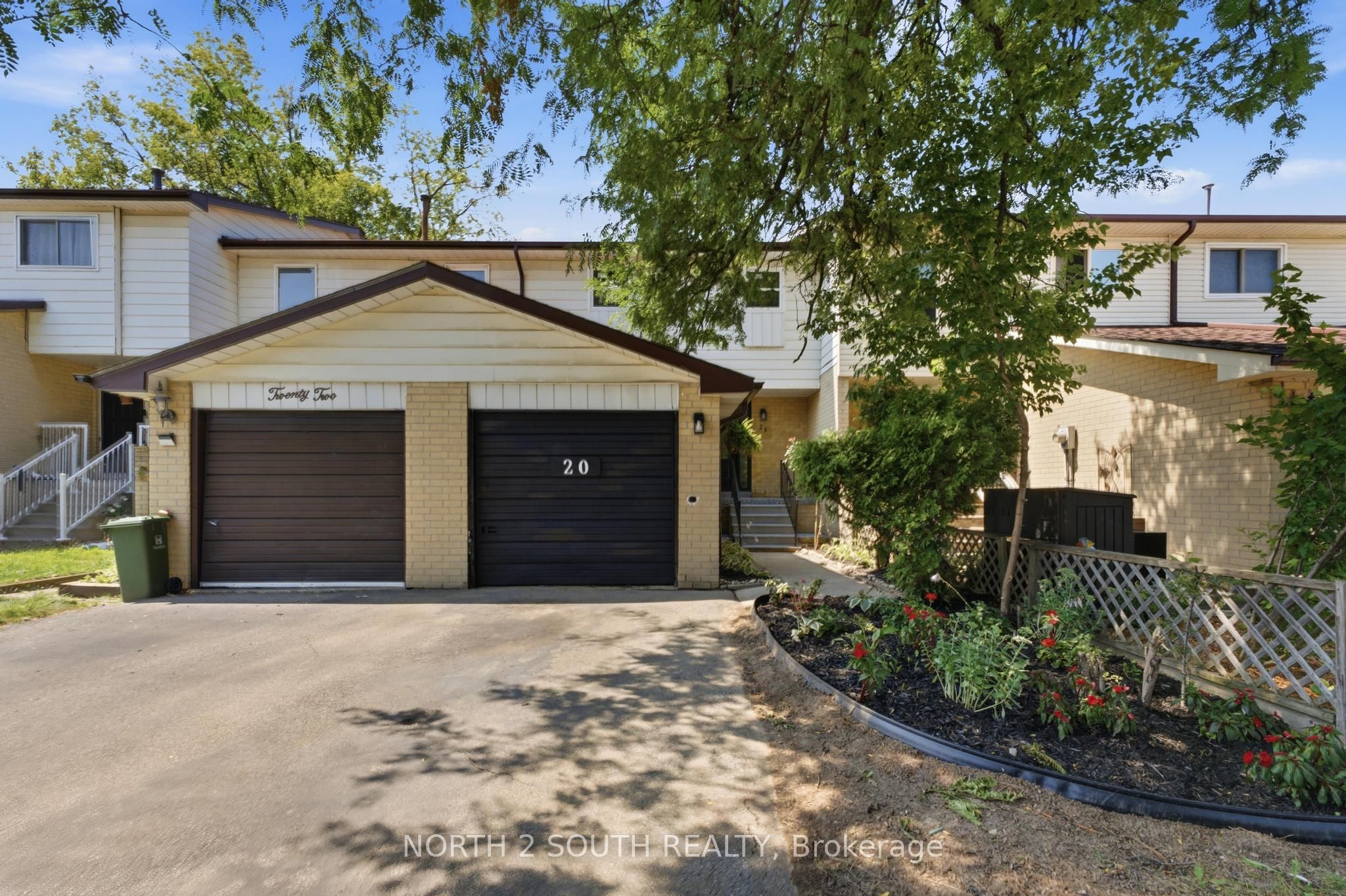 20 Gledhill Crescent Property Photo 1