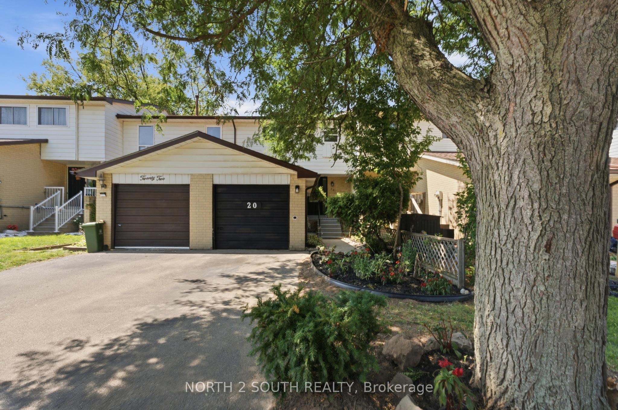 20 Gledhill Crescent Property Photo 2