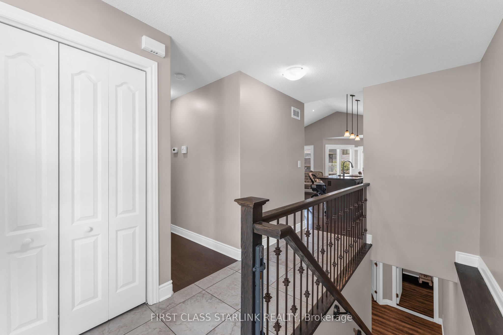 1740 Reginald Bart Drive Property Photo 4