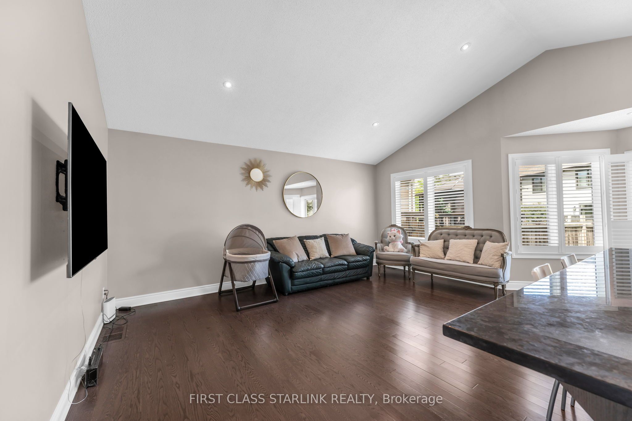 1740 Reginald Bart Drive Property Photo 11