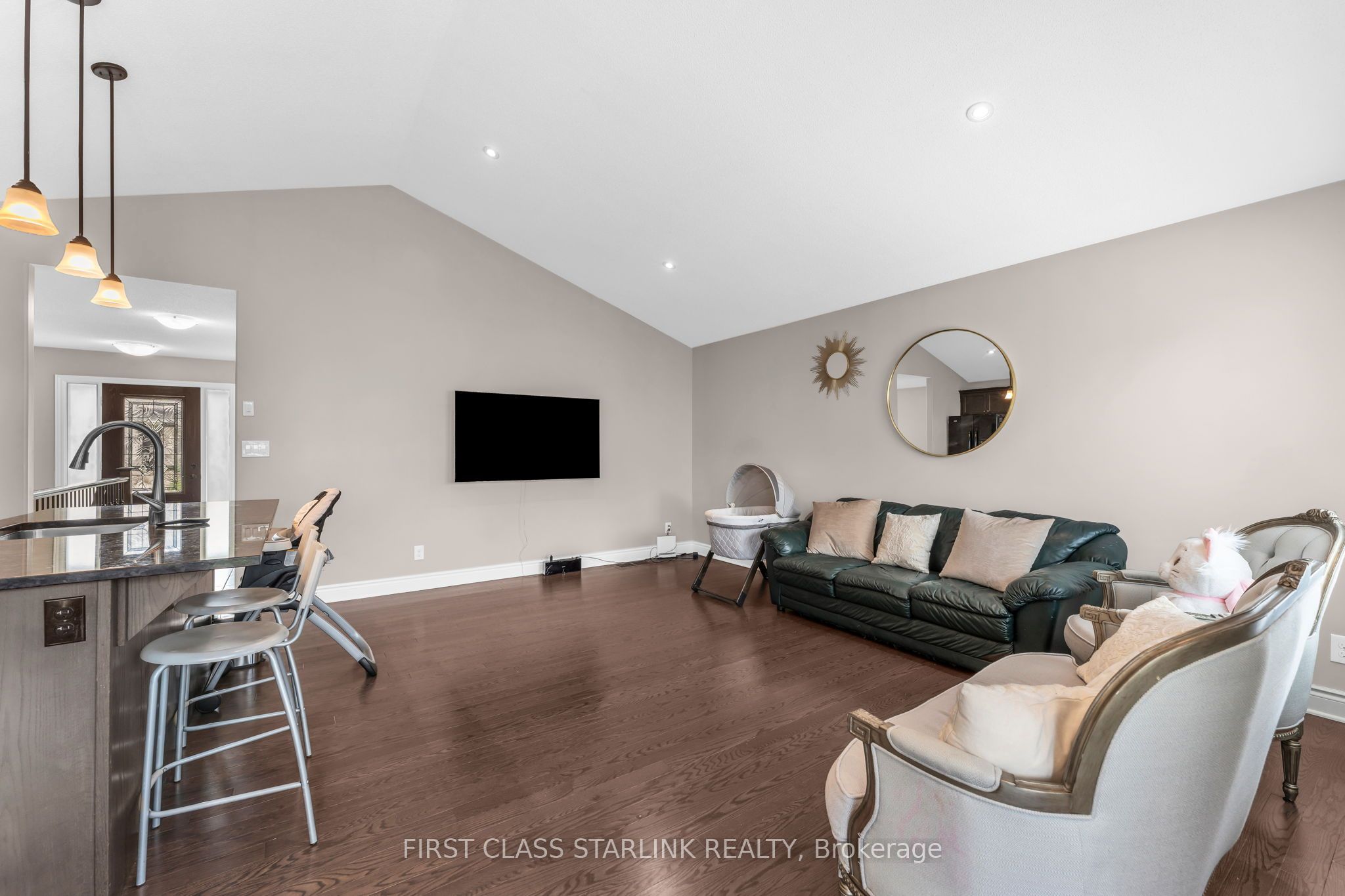 1740 Reginald Bart Drive Property Photo 12