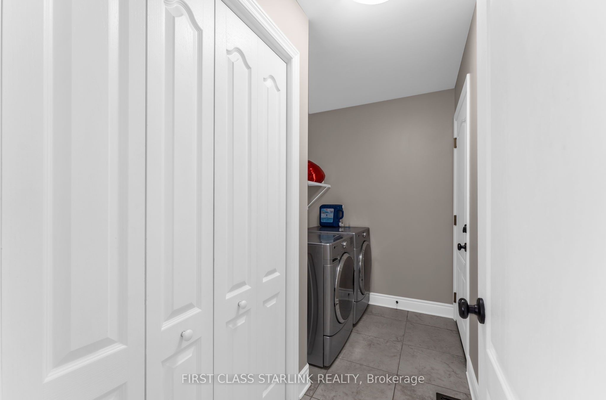 1740 Reginald Bart Drive Property Photo 14