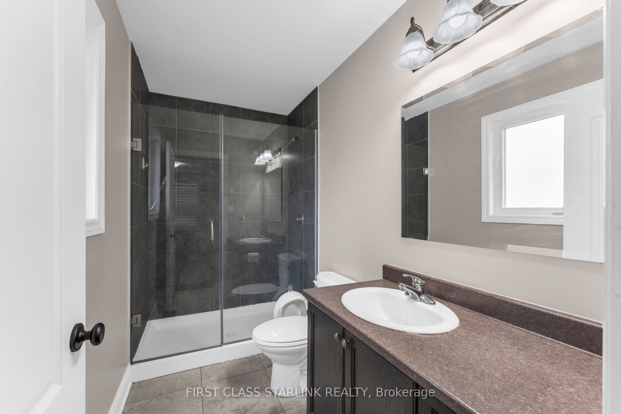 1740 Reginald Bart Drive Property Photo 19