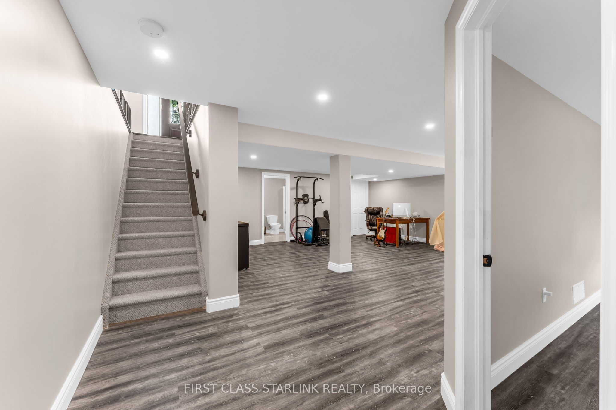 1740 Reginald Bart Drive Property Photo 23