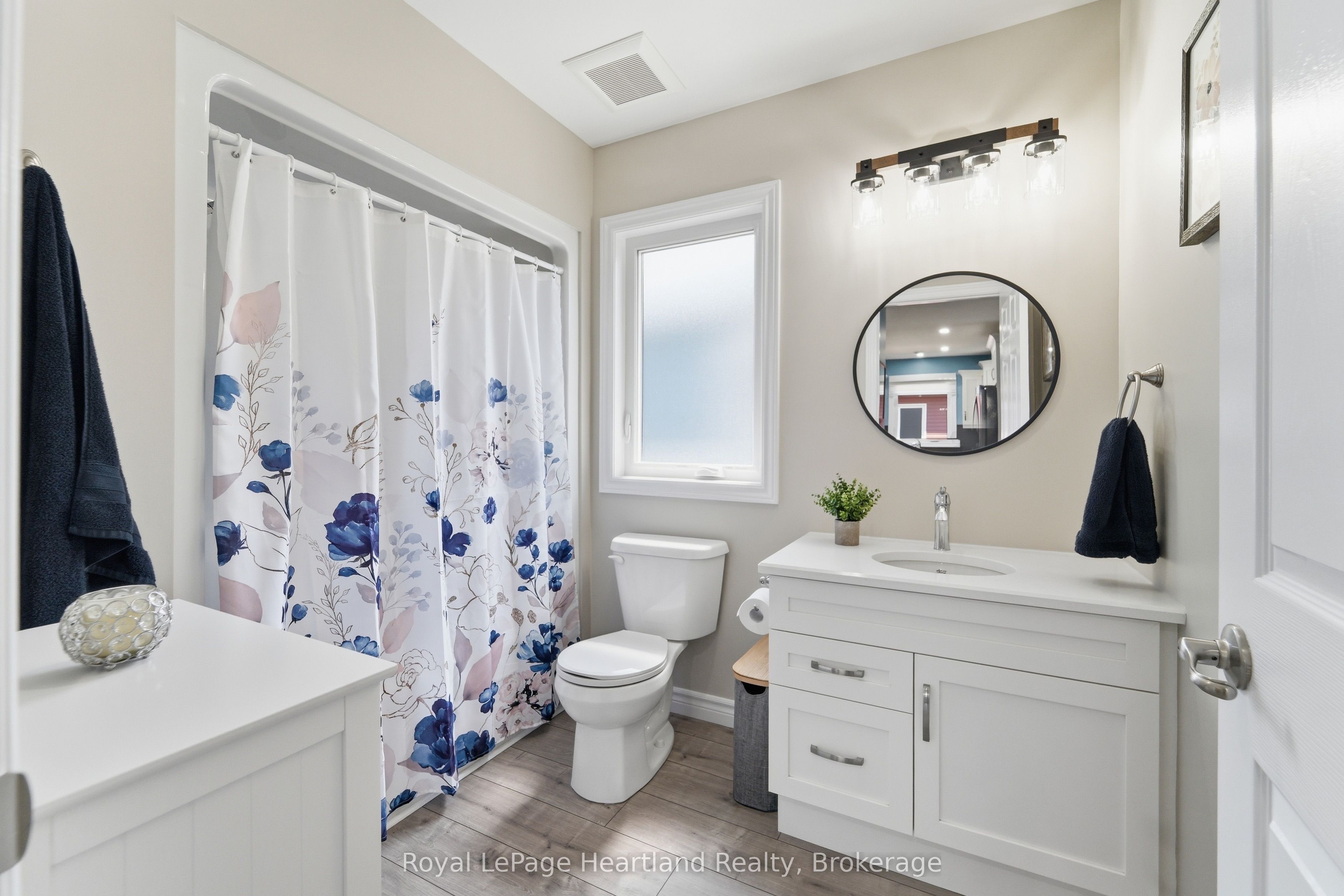 237 Lake Breeze Drive Property Photo 26