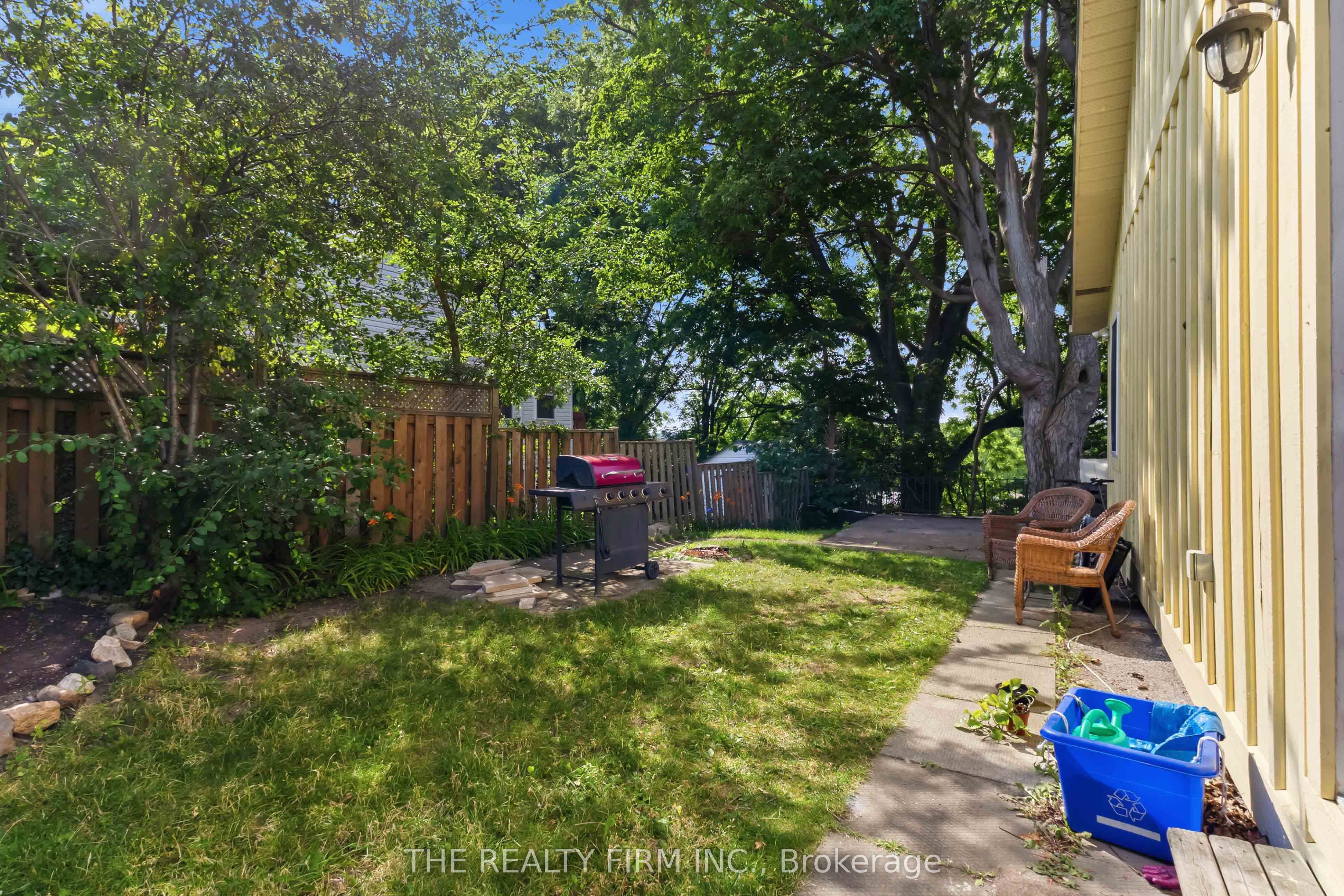 340 Riverside Drive Property Photo 47