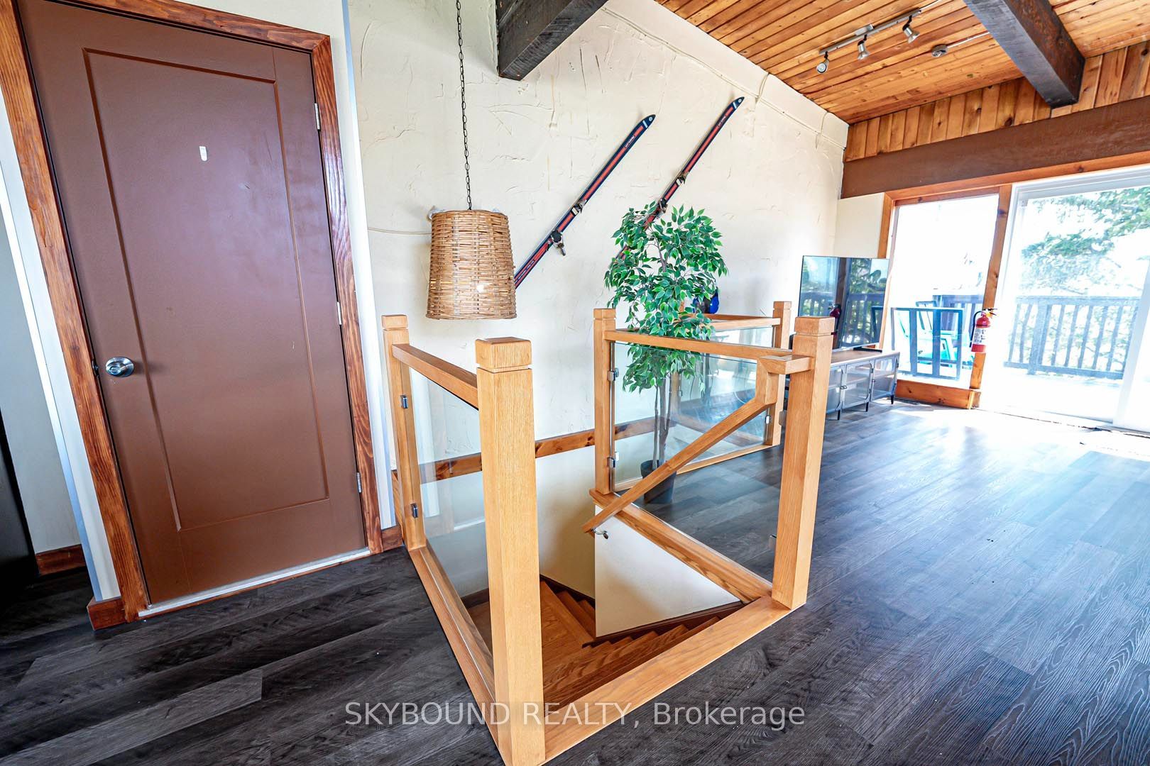 157 Tyrolean Lane Property Photo 7