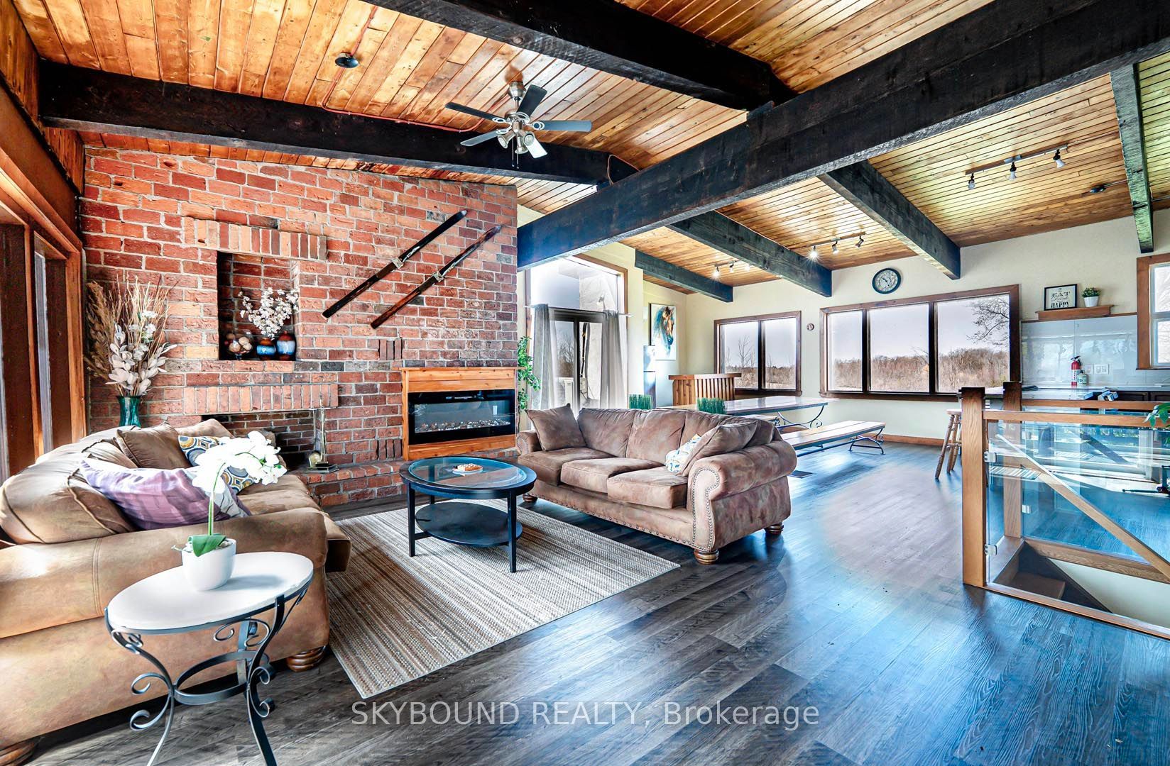 157 Tyrolean Lane Property Photo 10