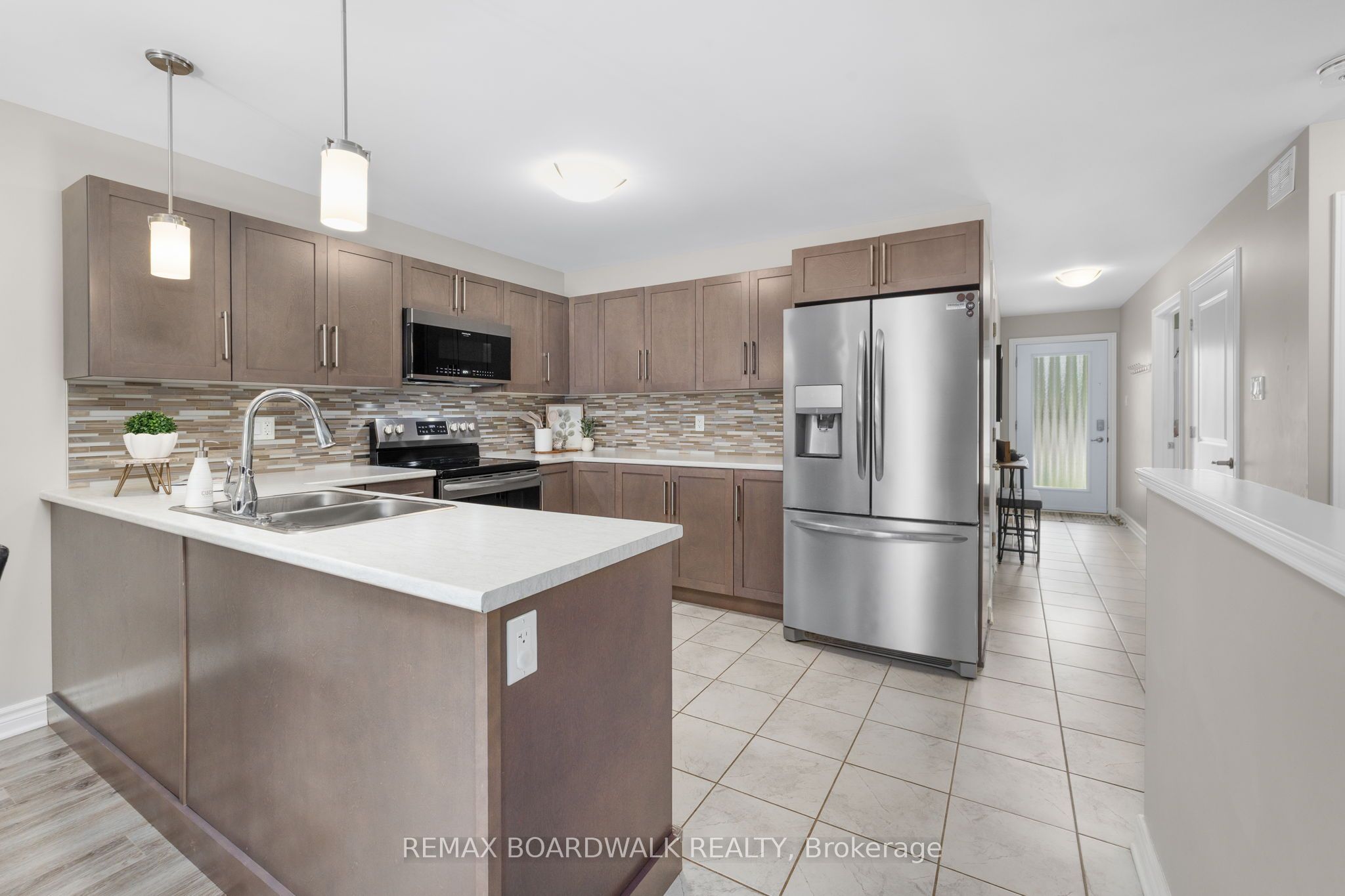 923 Leishman Drive Property Photo 3
