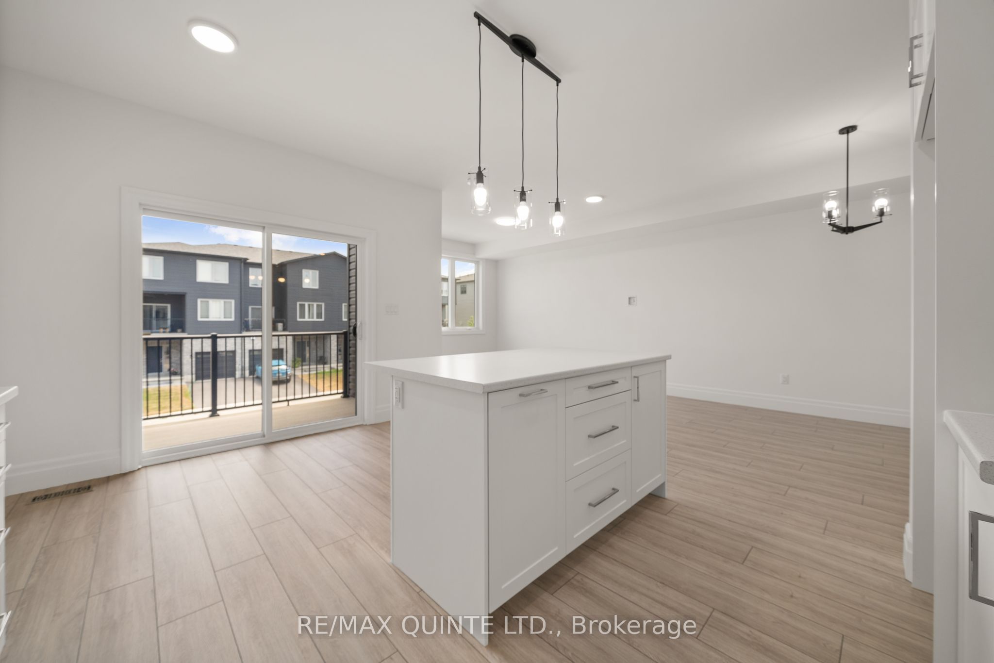 51 Evans Street Property Photo 5