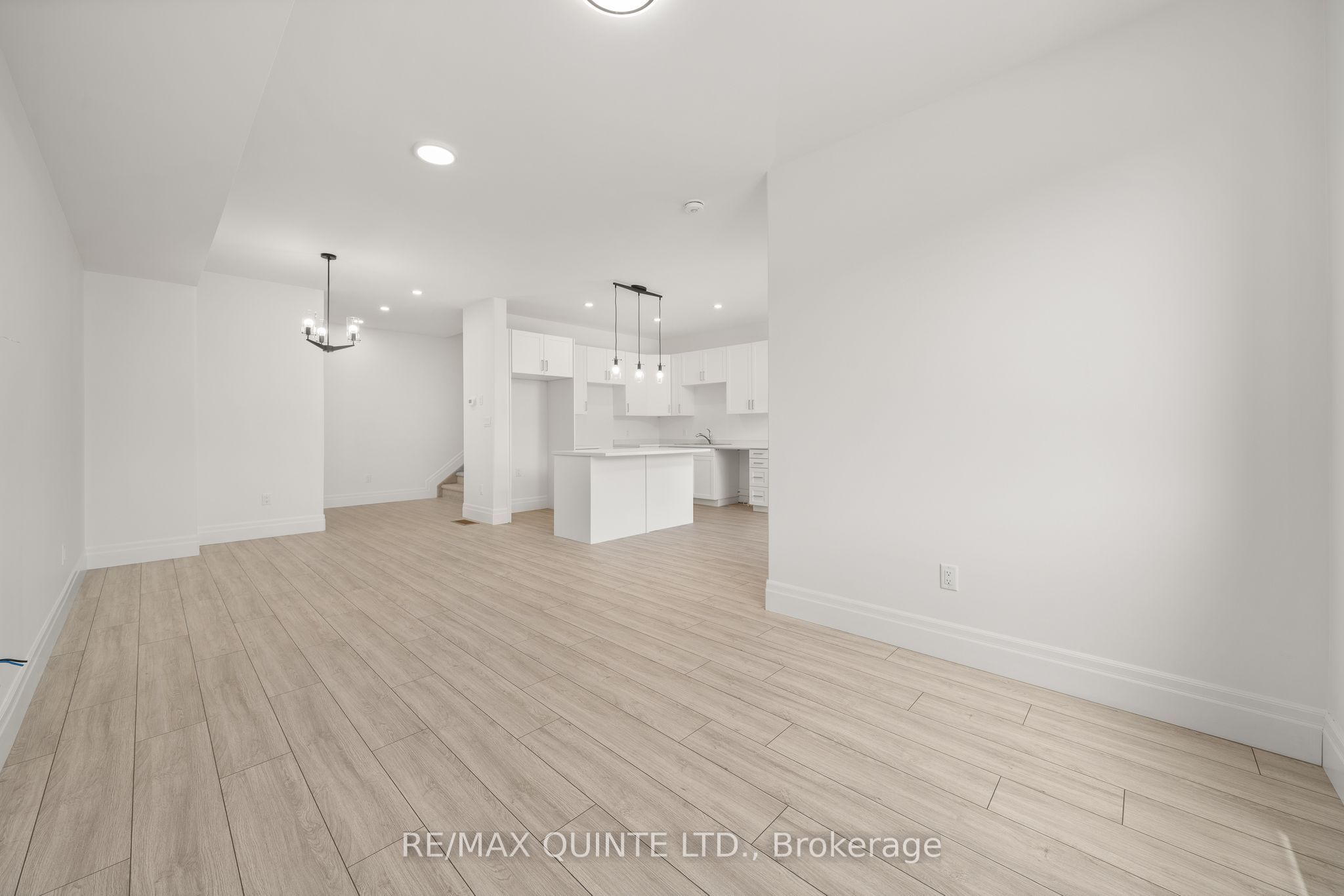 51 Evans Street Property Photo 8