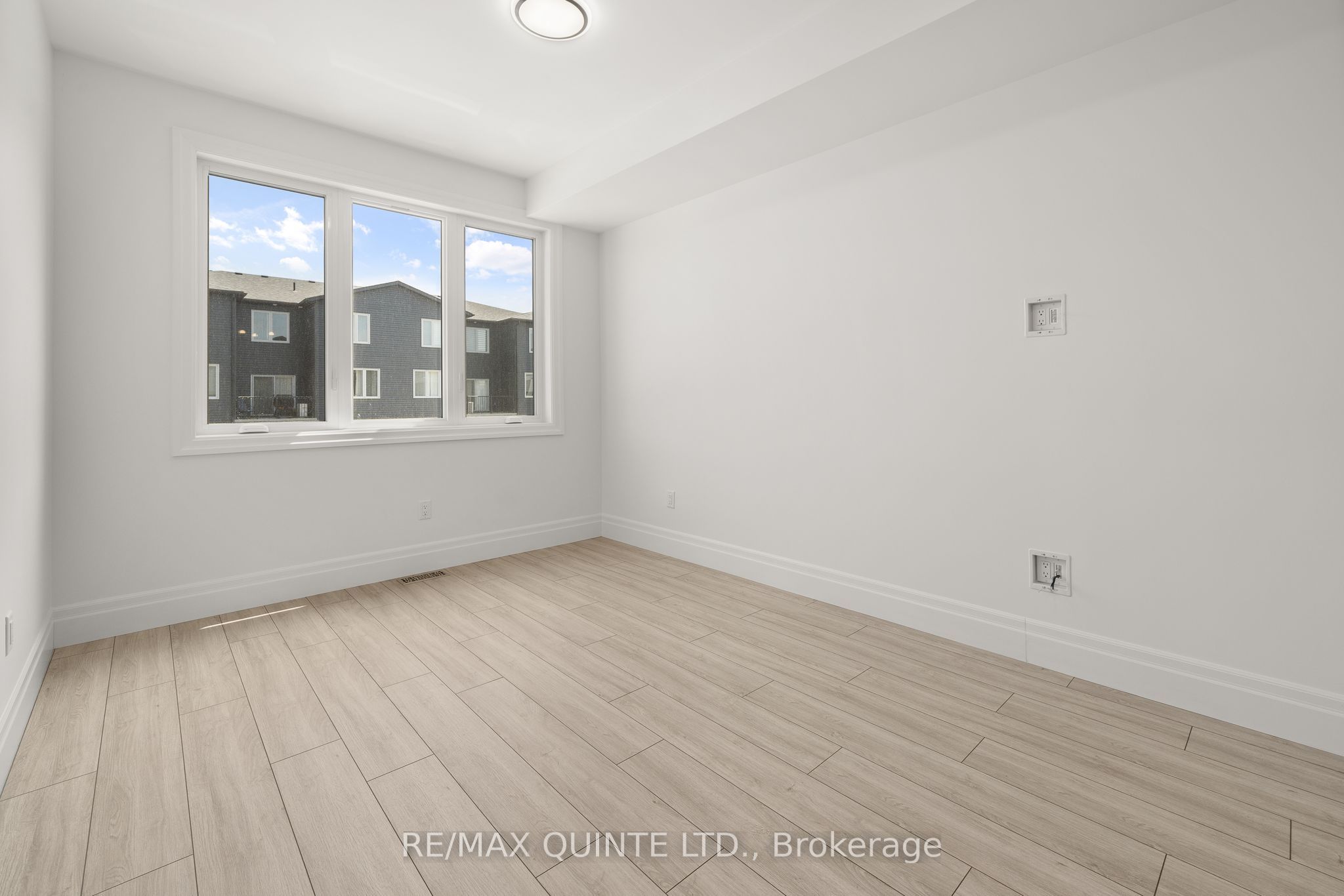 51 Evans Street Property Photo 9