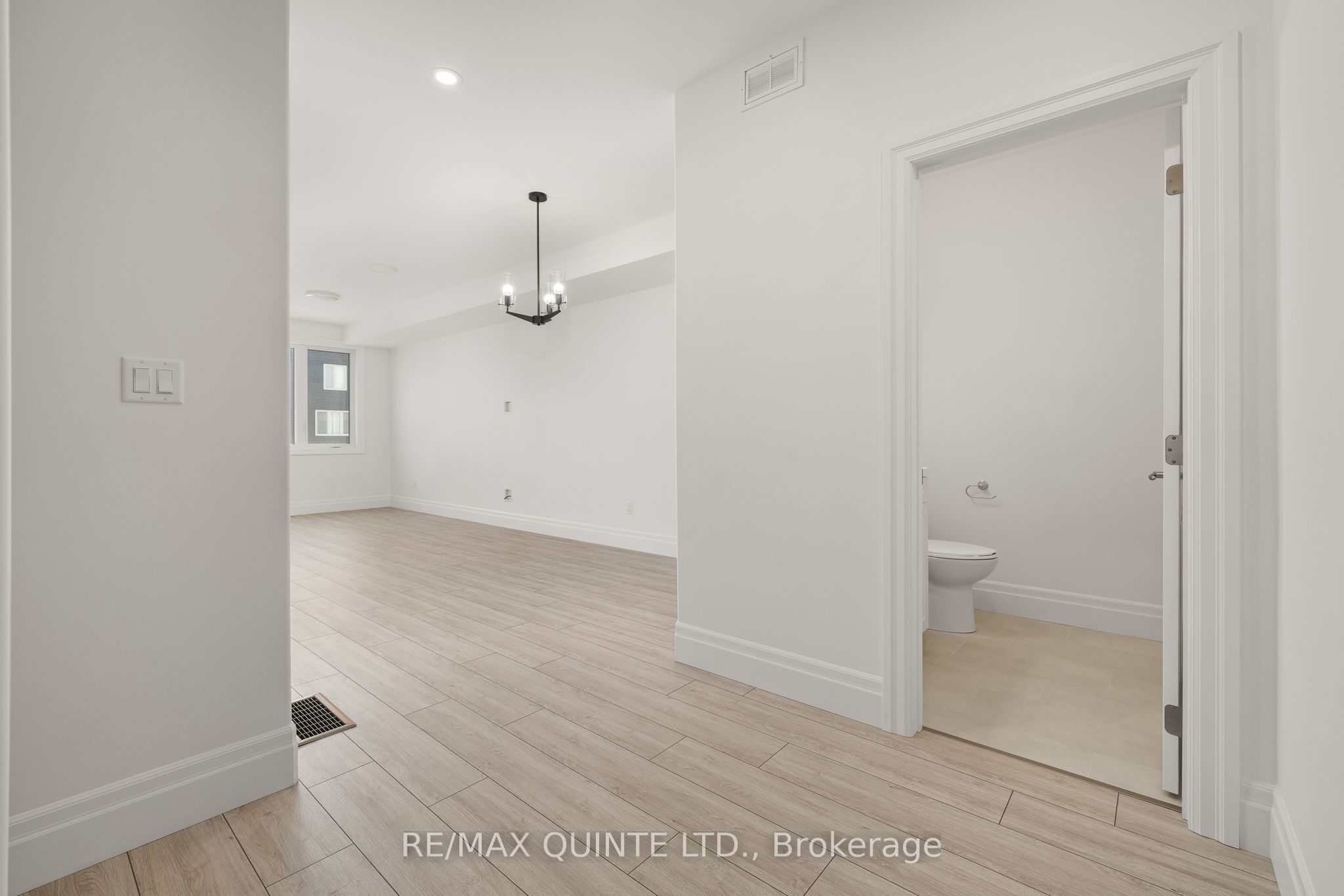 51 Evans Street Property Photo 11