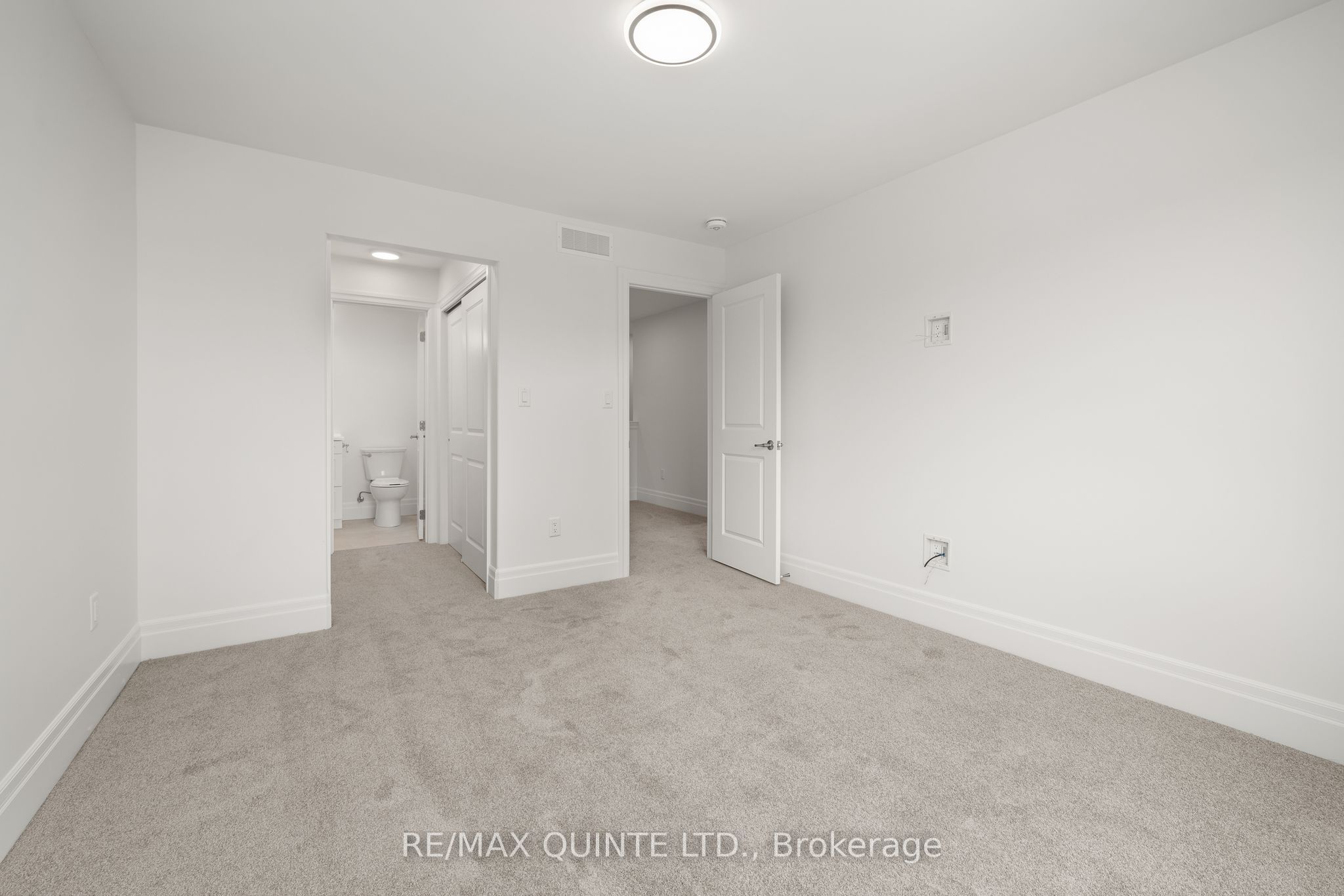 51 Evans Street Property Photo 15