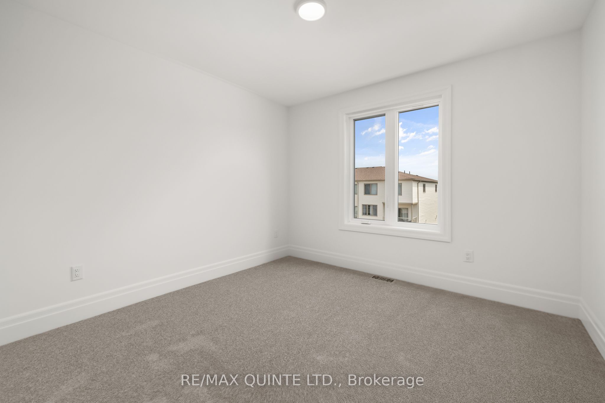 51 Evans Street Property Photo 18