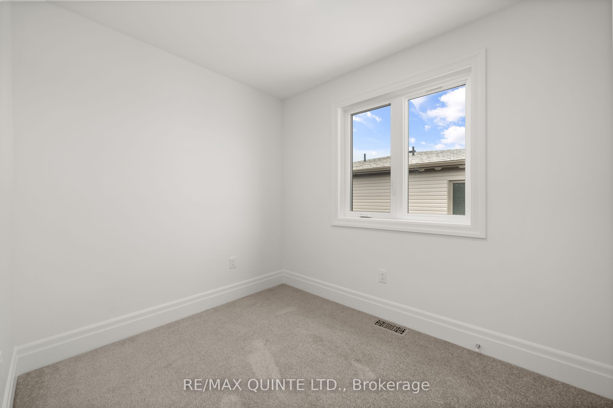 51 Evans Street Property Photo 20