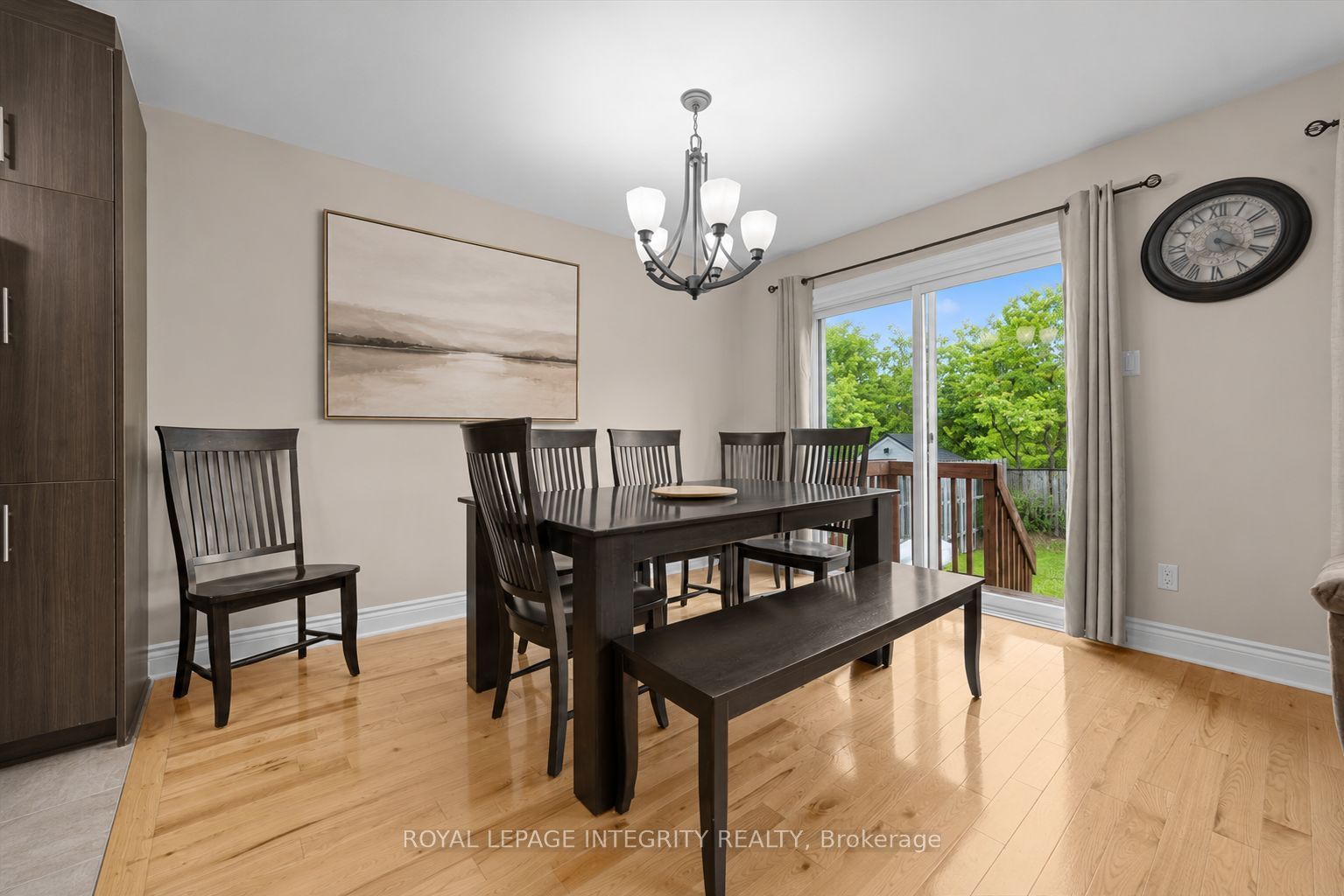 2345 Marble Crescent Property Photo 12