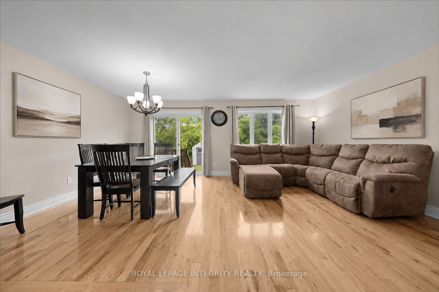 2345 Marble Crescent Property Photo 13