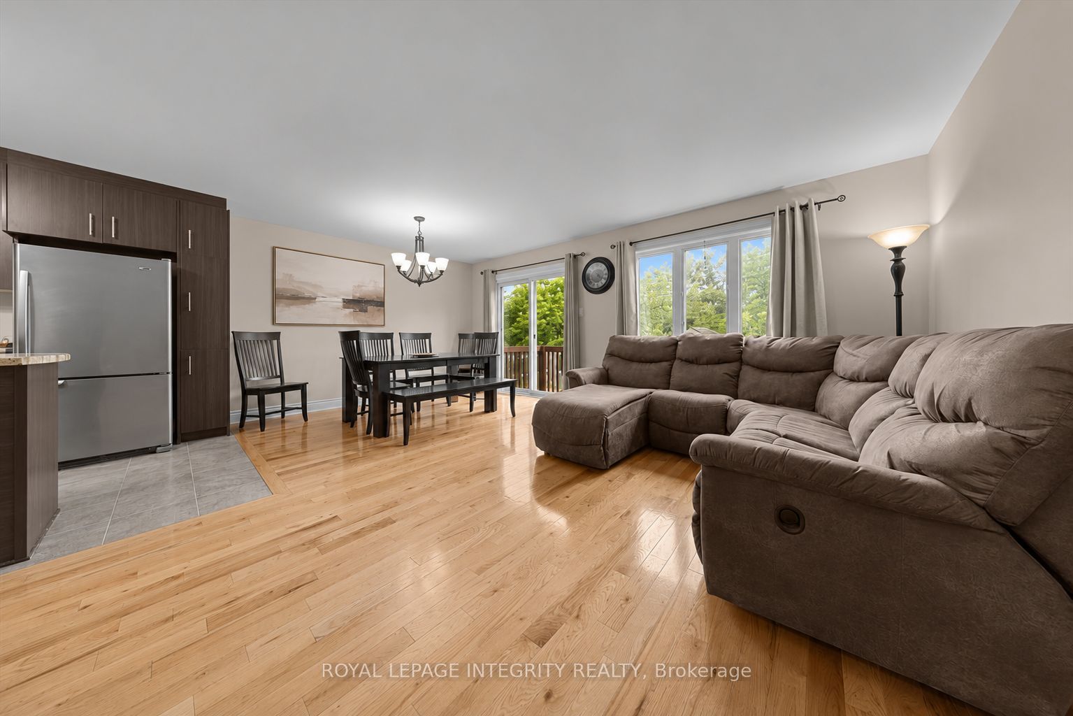 2345 Marble Crescent Property Photo 15