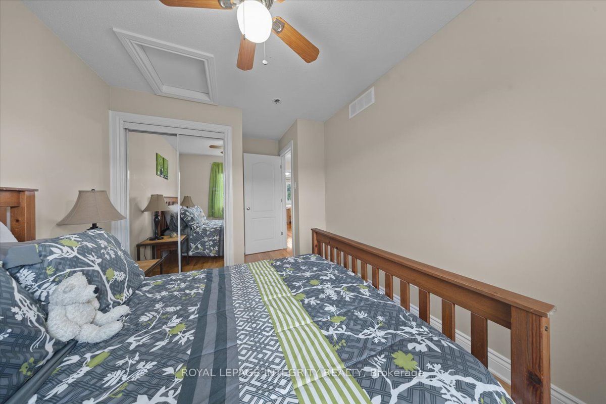 2345 Marble Crescent Property Photo 23