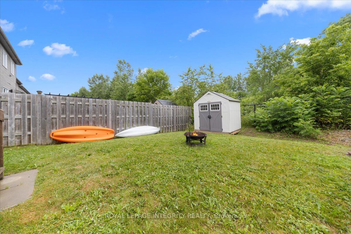 2345 Marble Crescent Property Photo 31