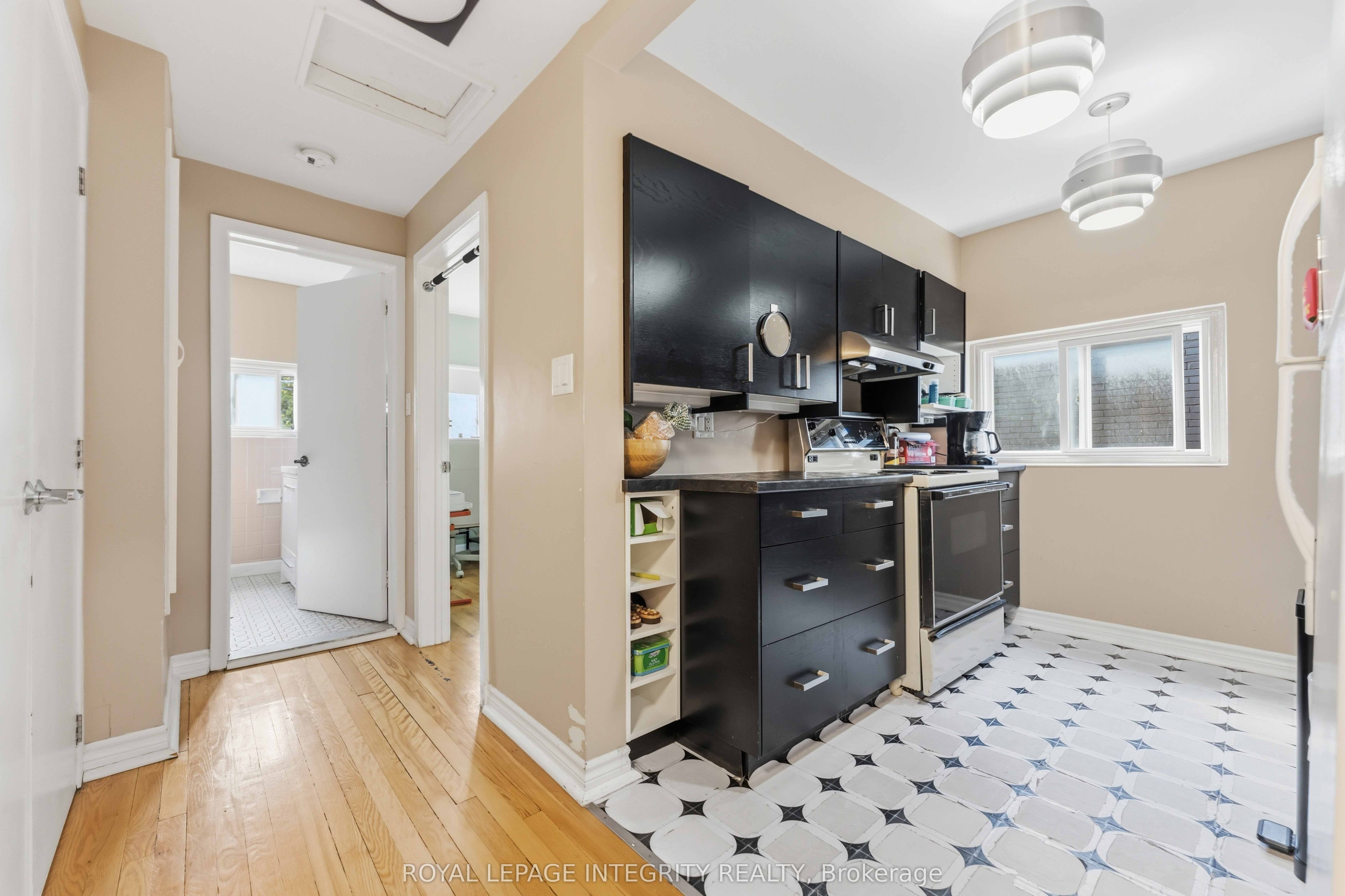 266 Preston Street N Property Photo 19