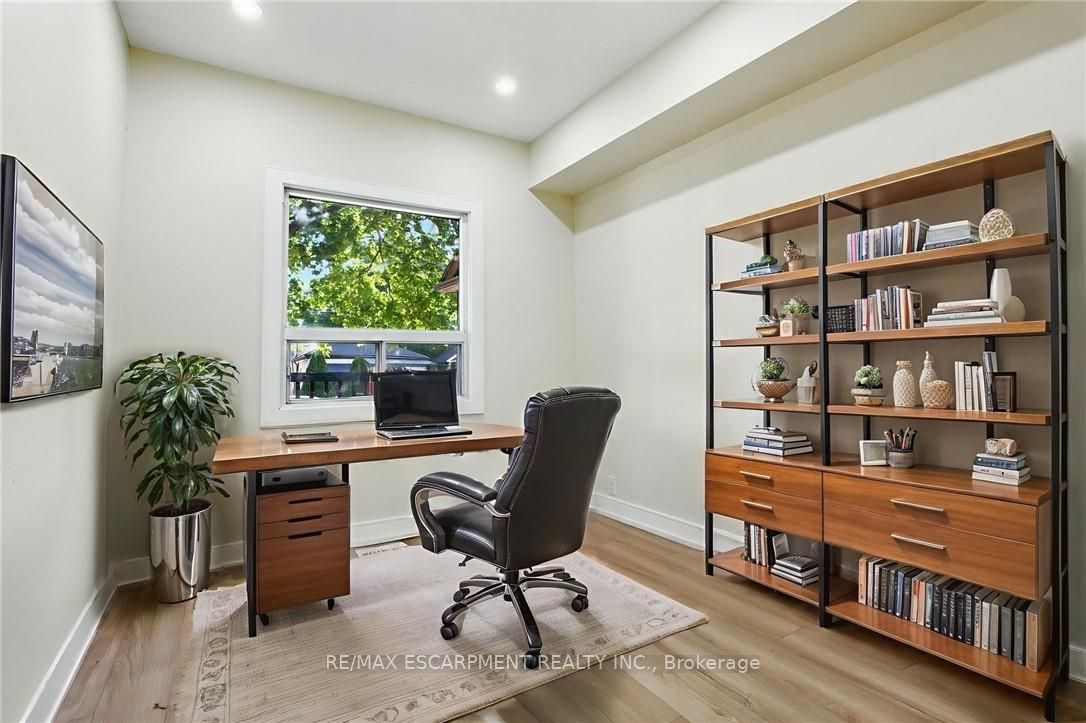 9 Alice Street Property Photo 12