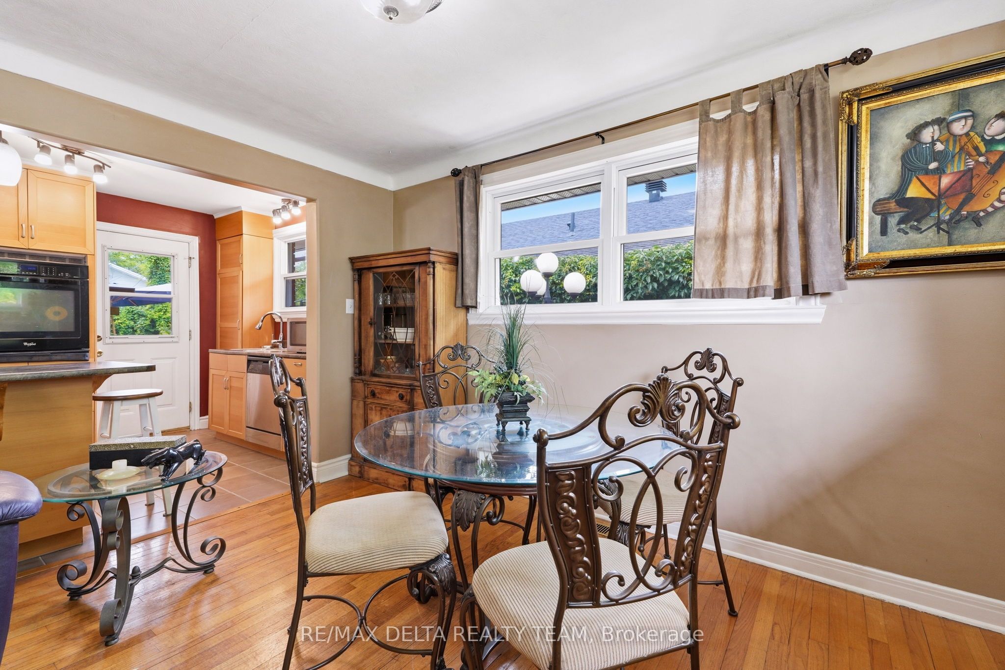 2162 Rushton Road Property Photo 11