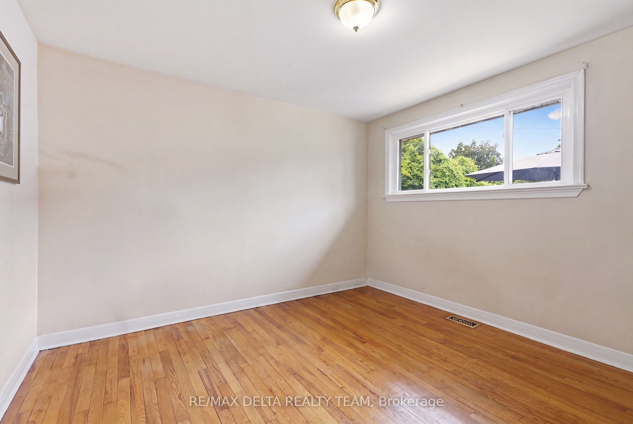 2162 Rushton Road Property Photo 14