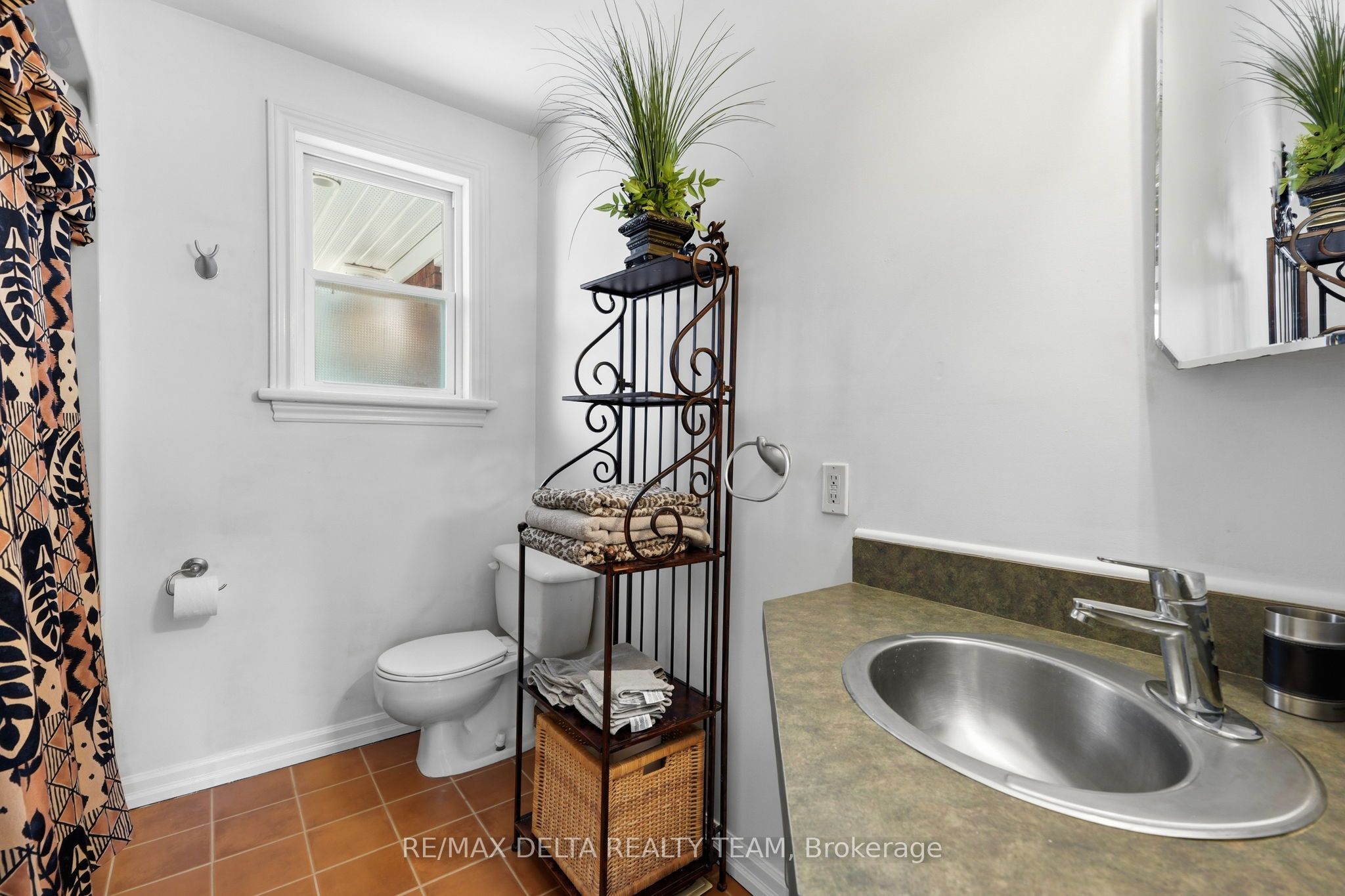 2162 Rushton Road Property Photo 15
