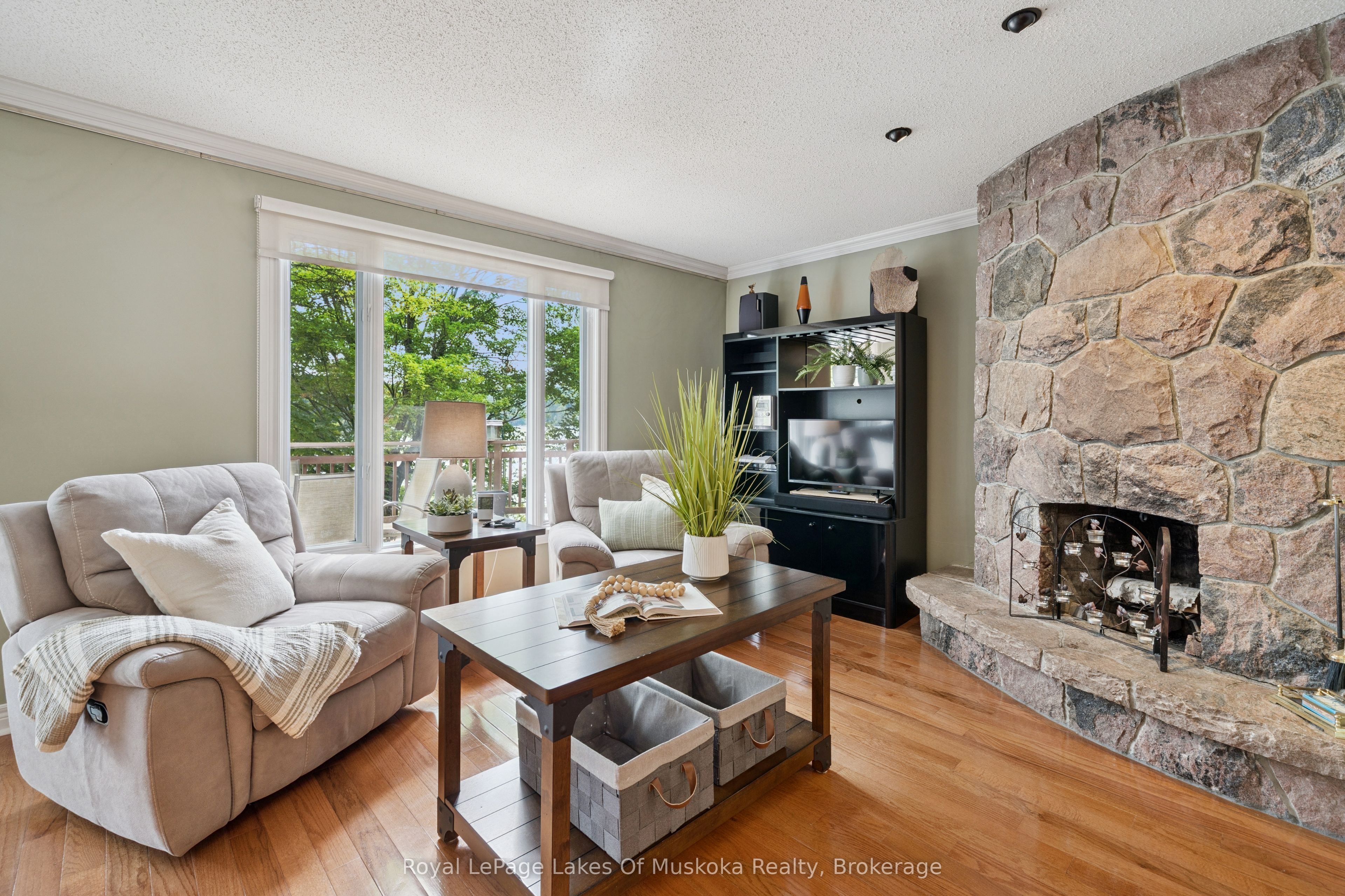 1082 Kawagama Lake Road Property Photo 6