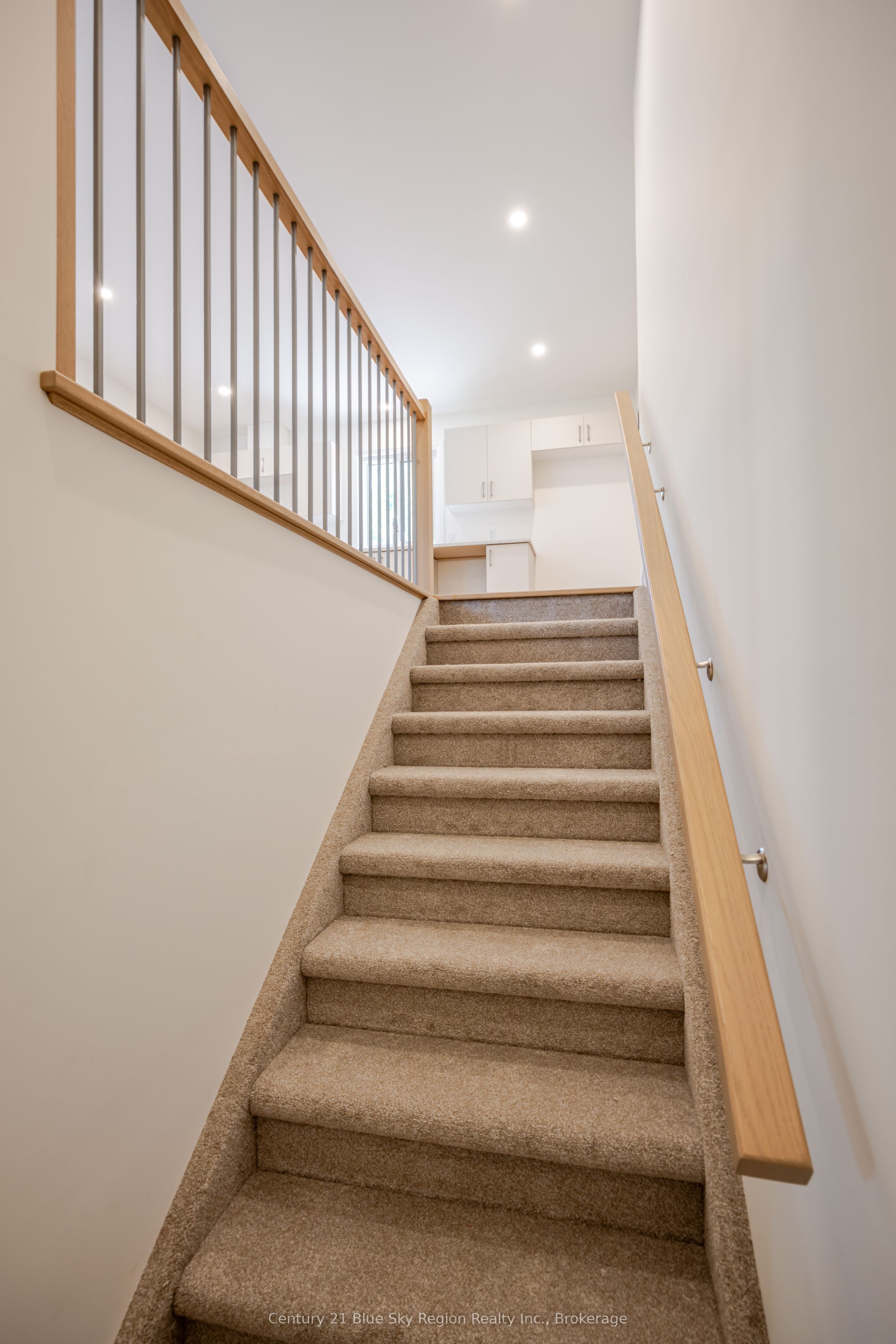 112 Riverside Drive Property Photo 22