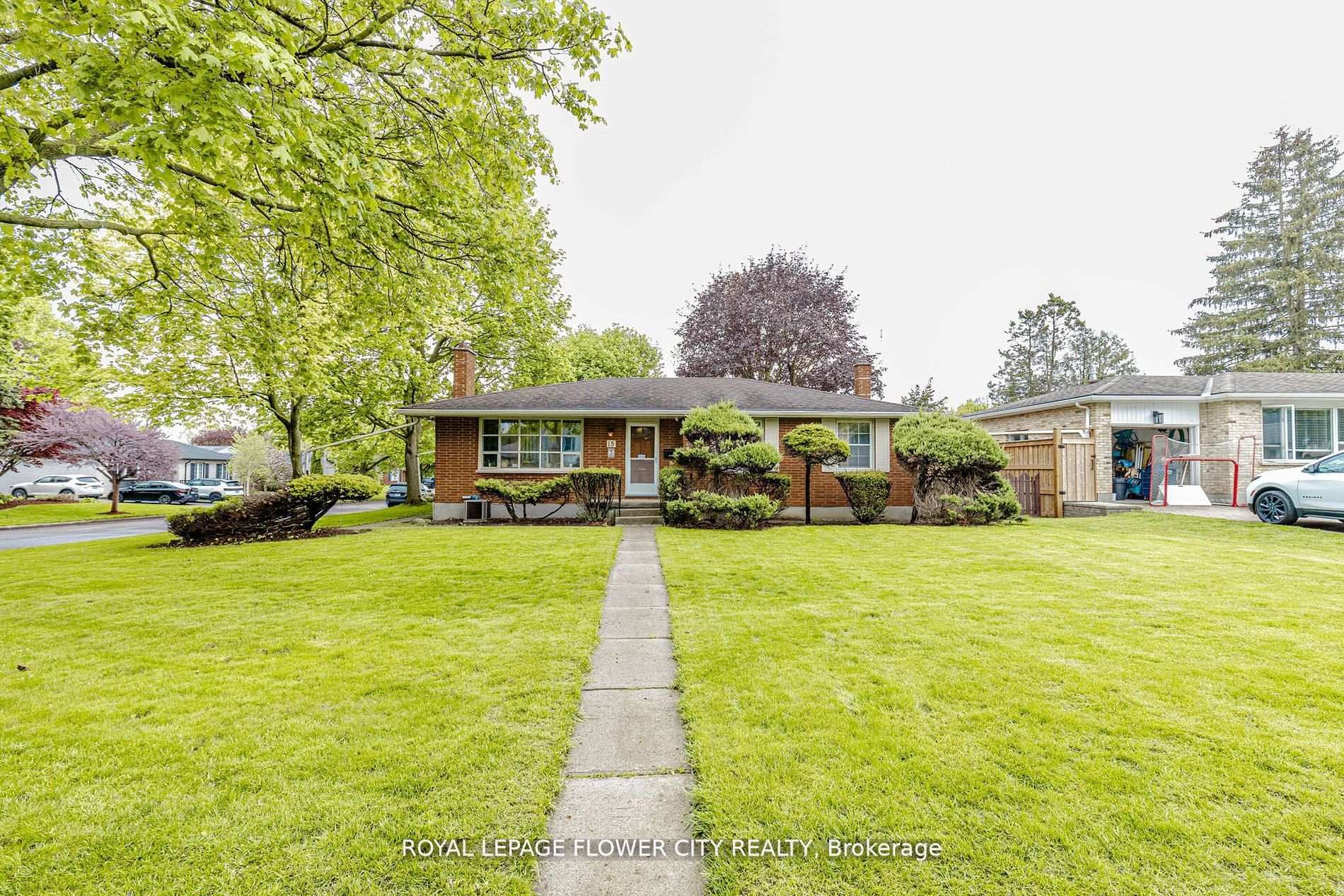 15 Cumberland Crescent Property Photo 1