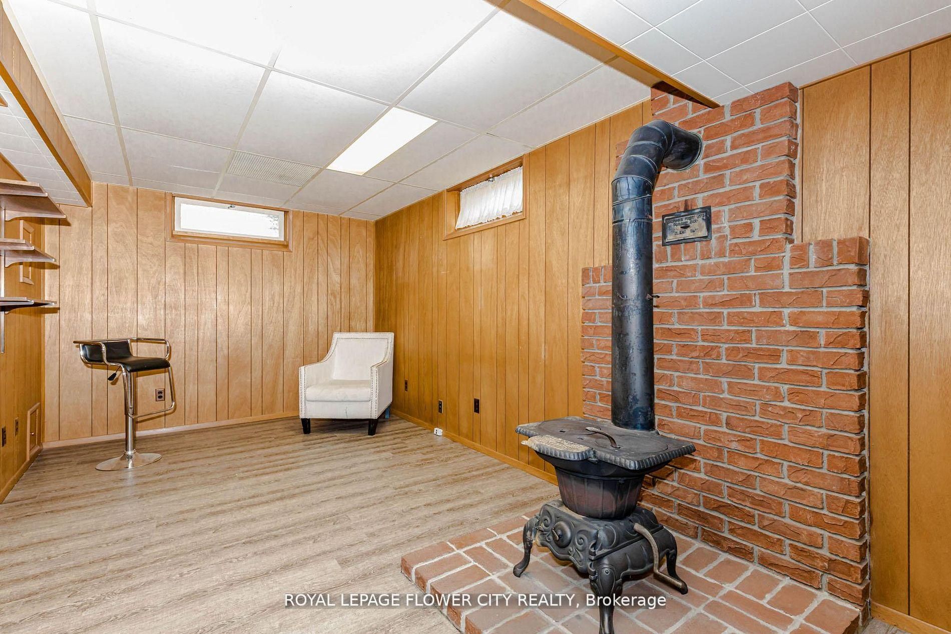 15 Cumberland Crescent Property Photo 14