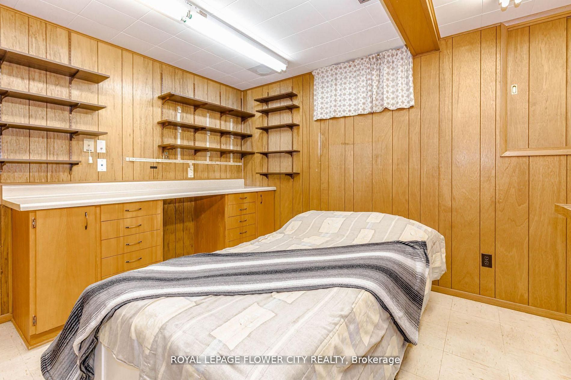 15 Cumberland Crescent Property Photo 16
