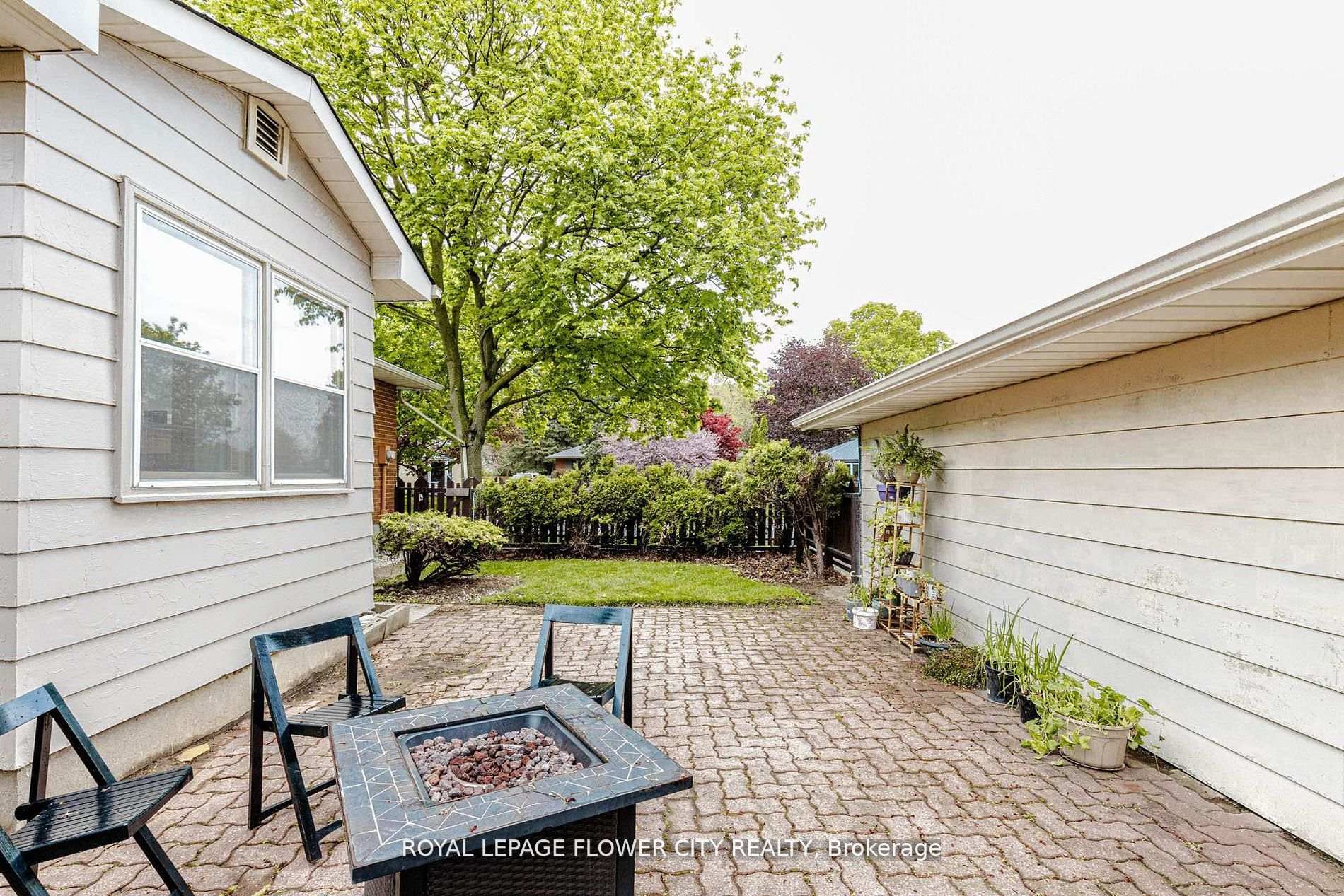 15 Cumberland Crescent Property Photo 29